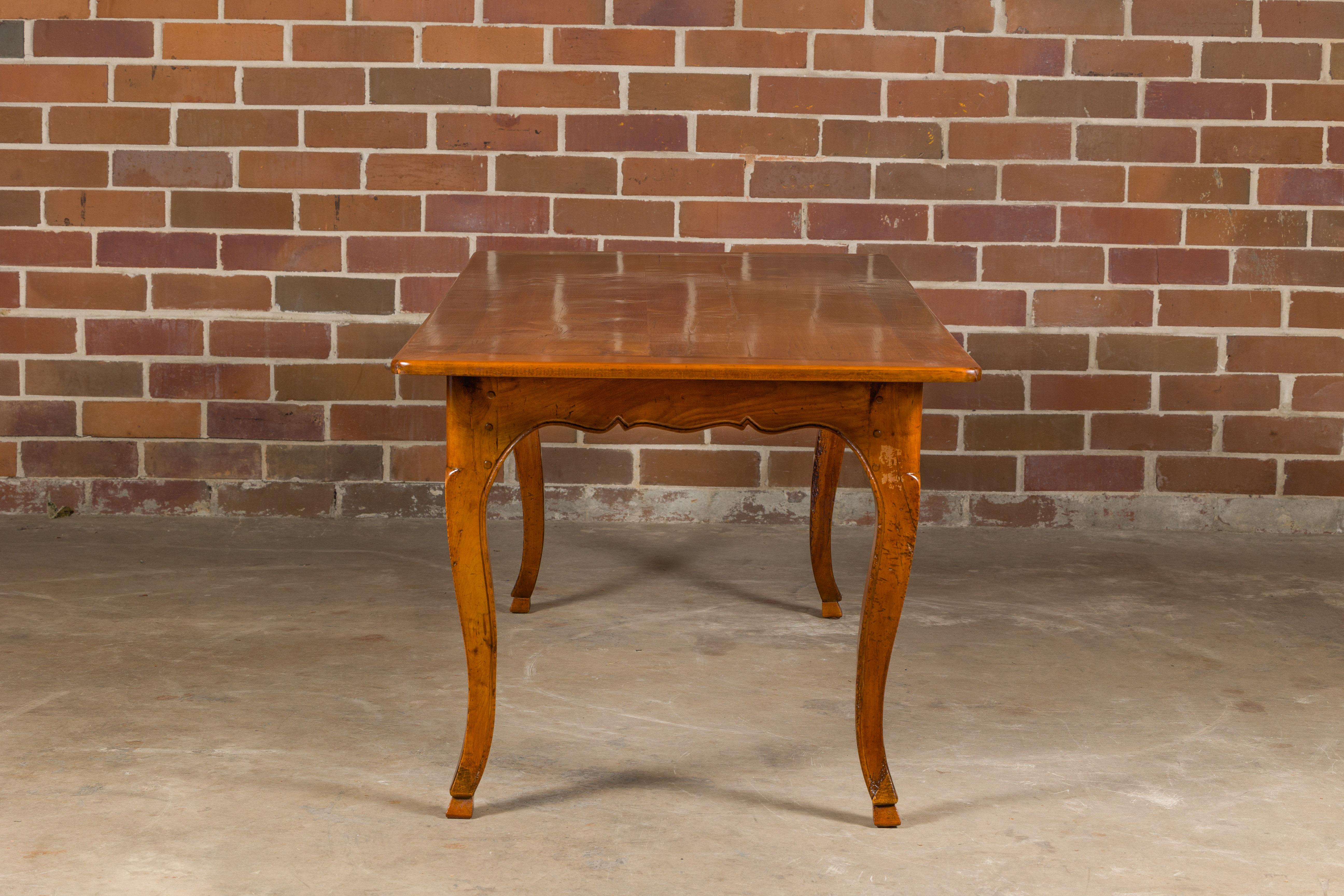 19th Century French Fruitwood Dining Table with Bread Board and Cabriole Legs For Sale 5