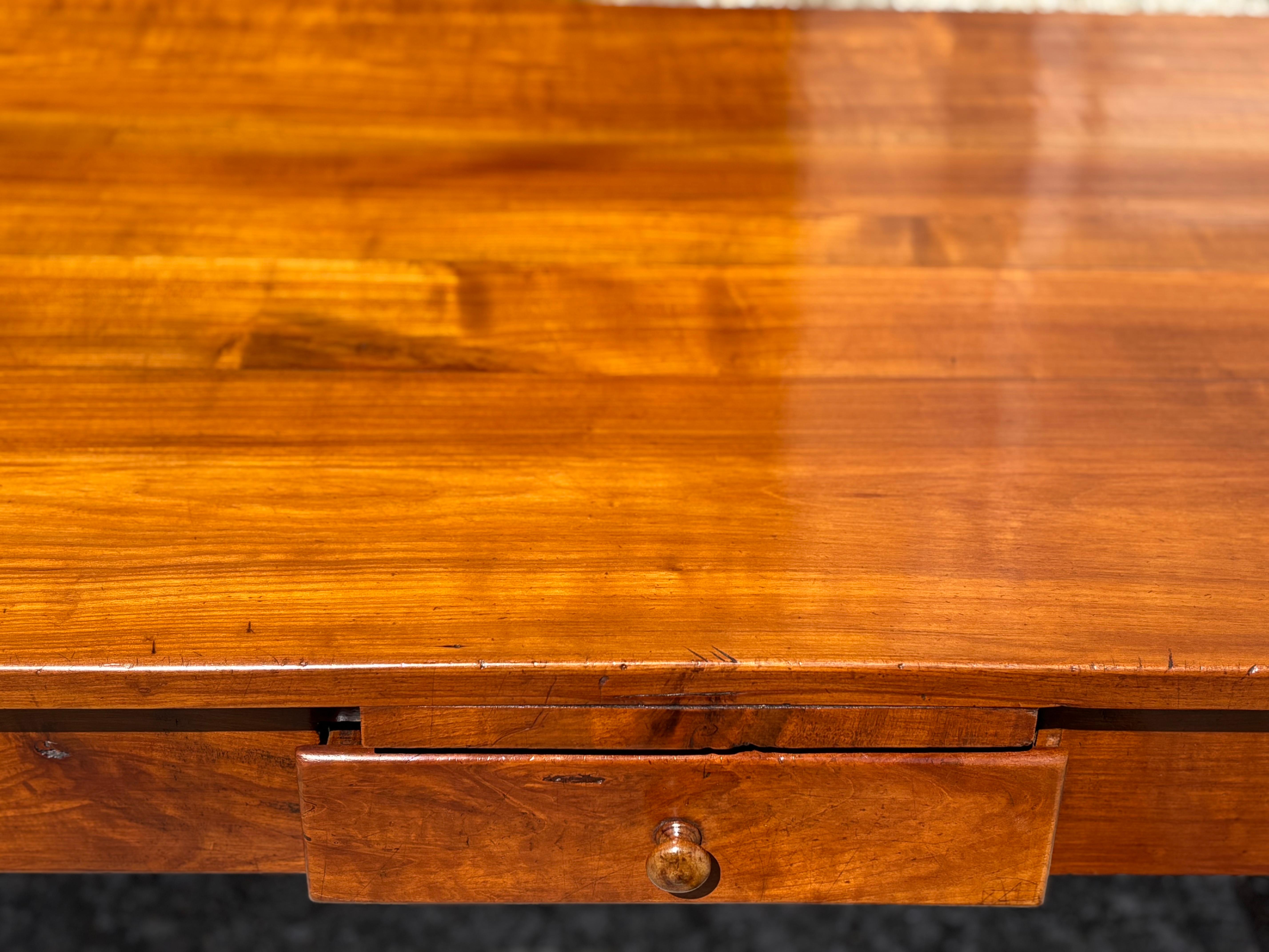 19th Century French Fruitwood Draw Leaf Farmhouse Dining Table For Sale 9