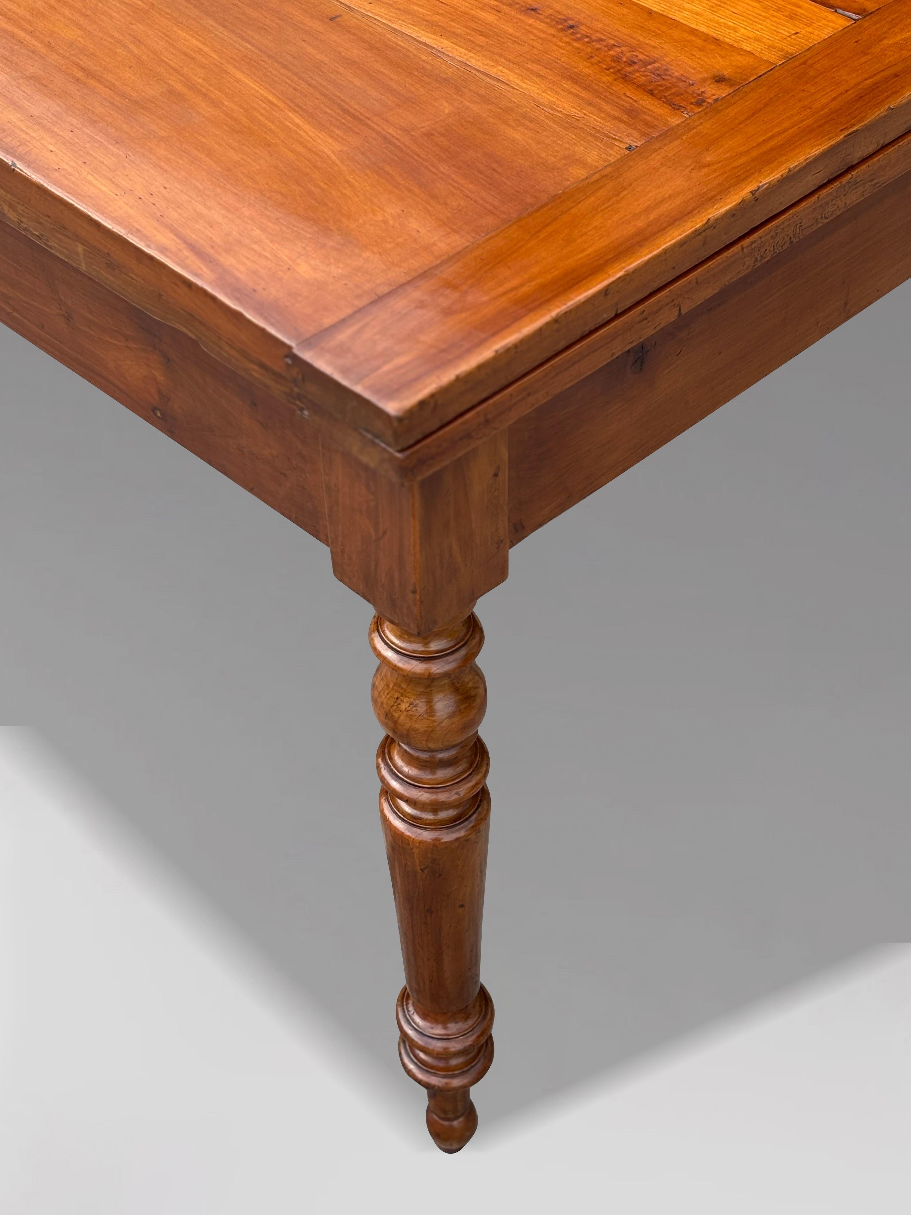19th Century French Fruitwood Draw Leaf Farmhouse Dining Table For Sale 10