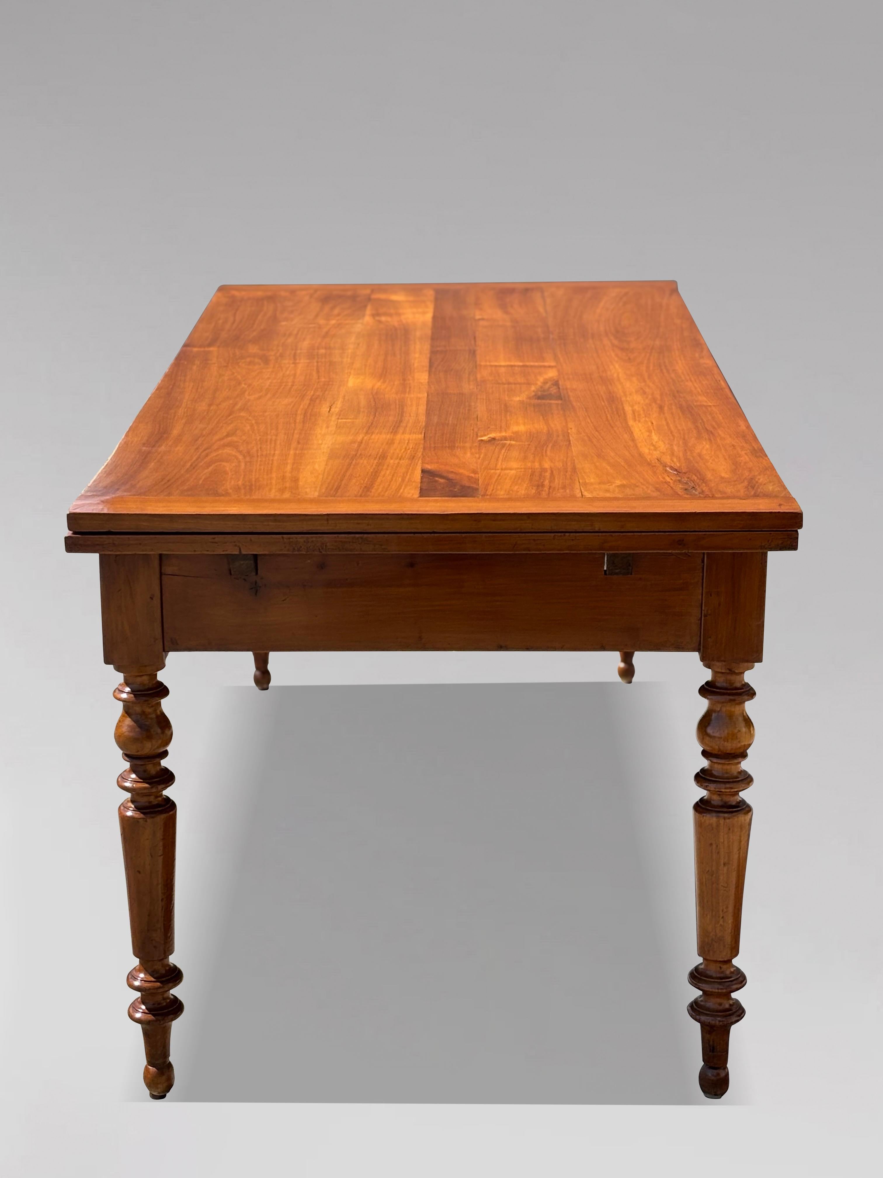 19th Century French Fruitwood Draw Leaf Farmhouse Dining Table For Sale 1