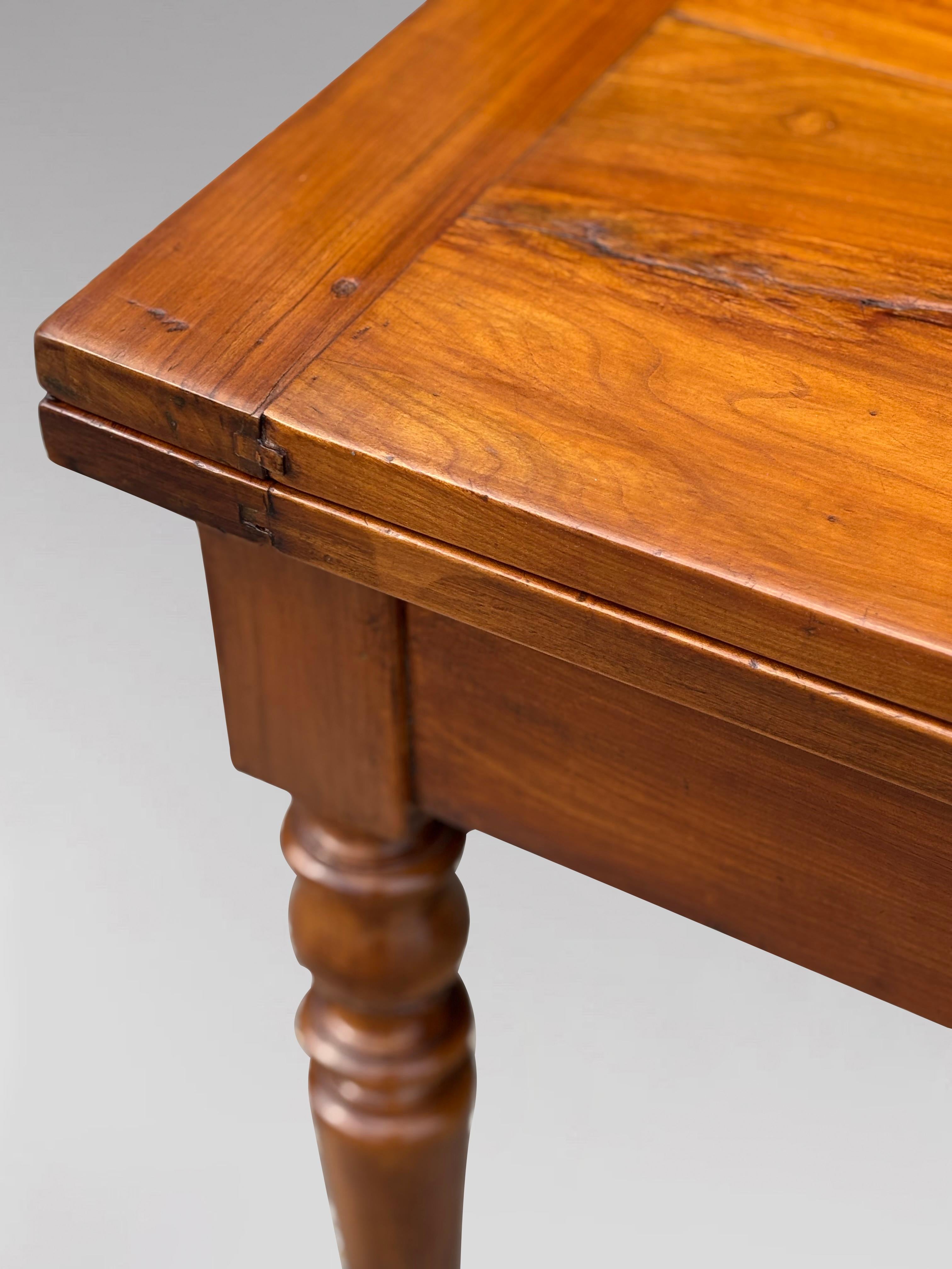 19th Century French Fruitwood Draw Leaf Farmhouse Dining Table For Sale 2