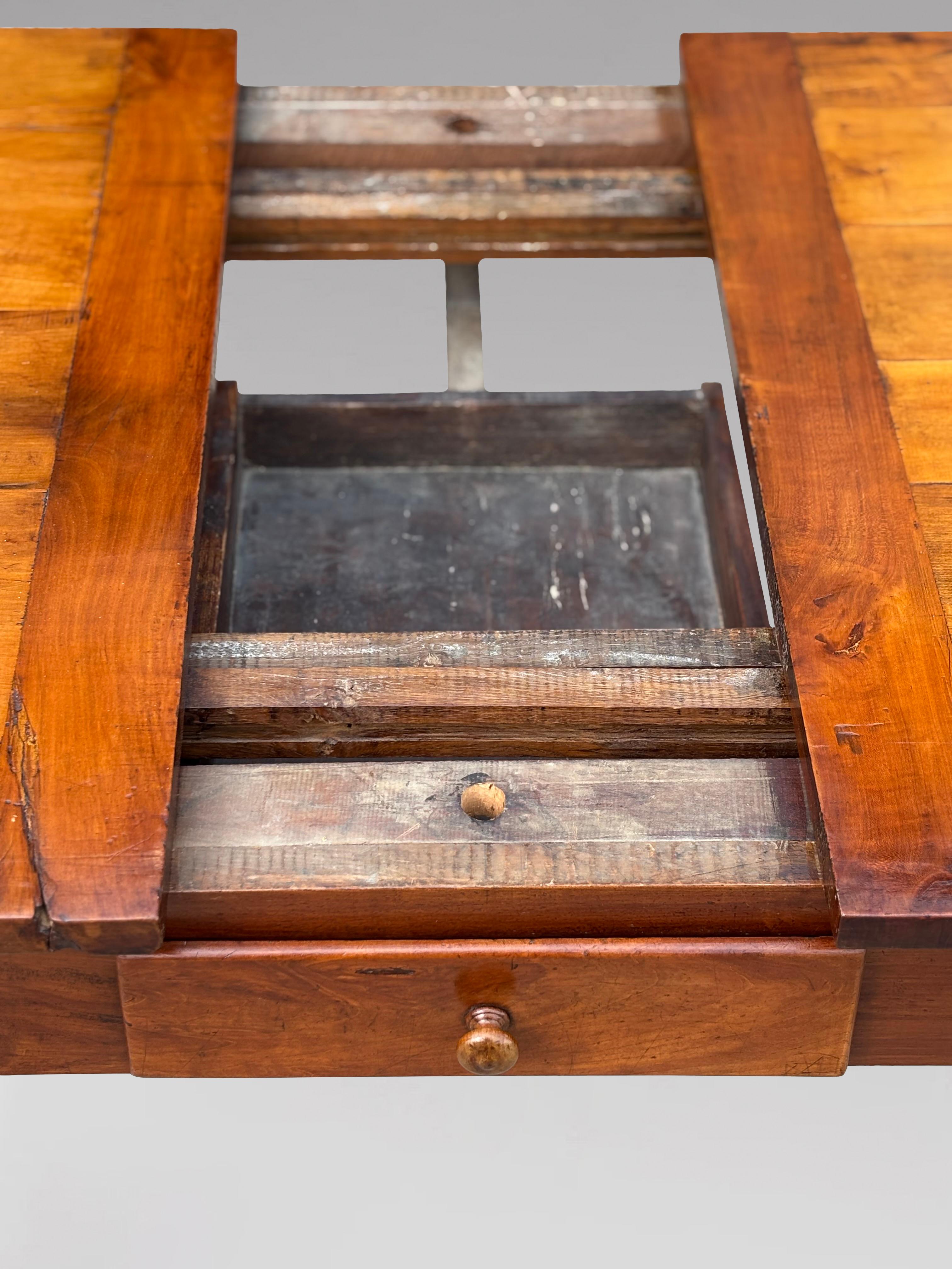 19th Century French Fruitwood Draw Leaf Farmhouse Dining Table For Sale 5