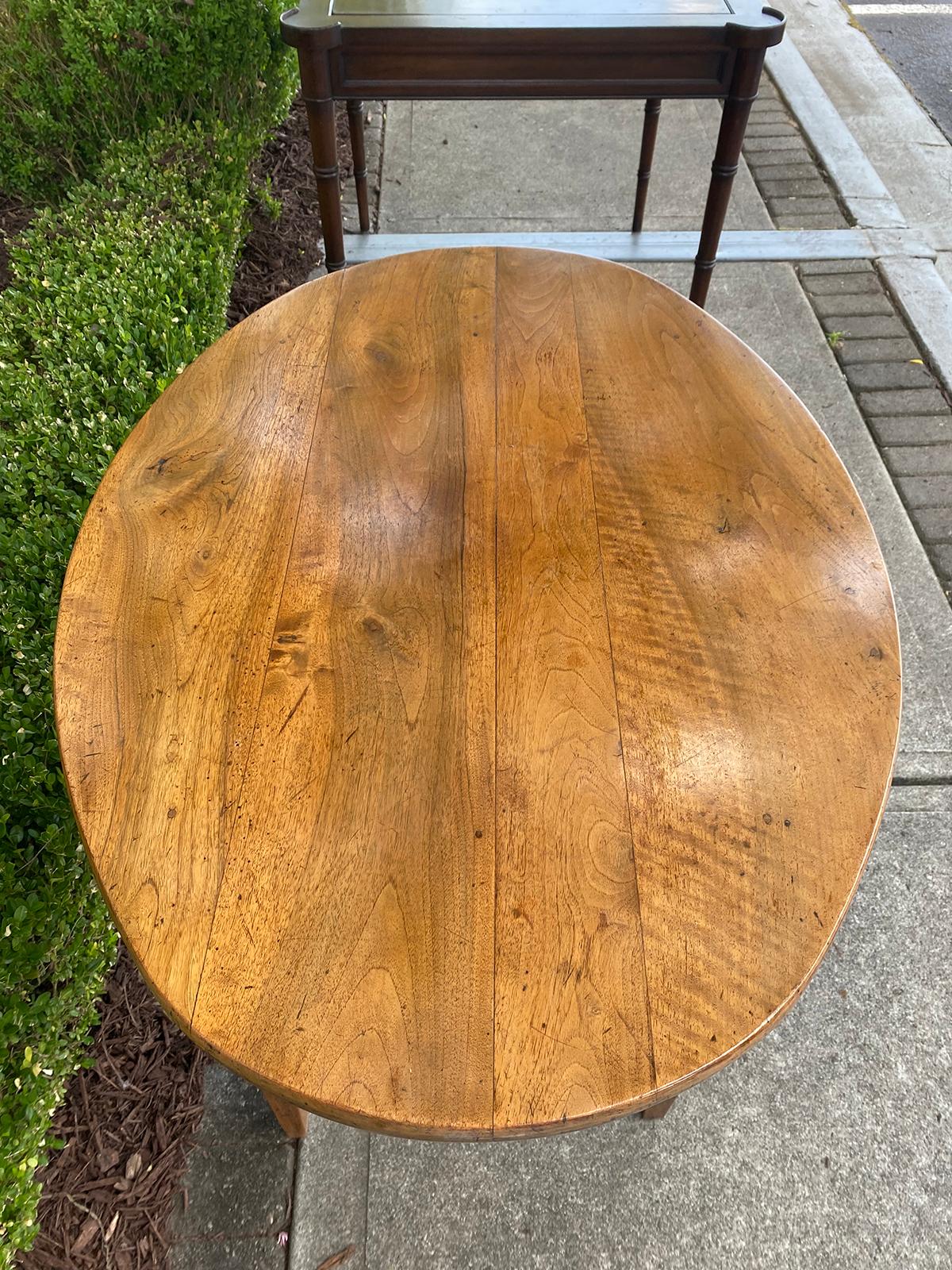 19th Century French Fruitwood Oval Side Table In Good Condition In Atlanta, GA