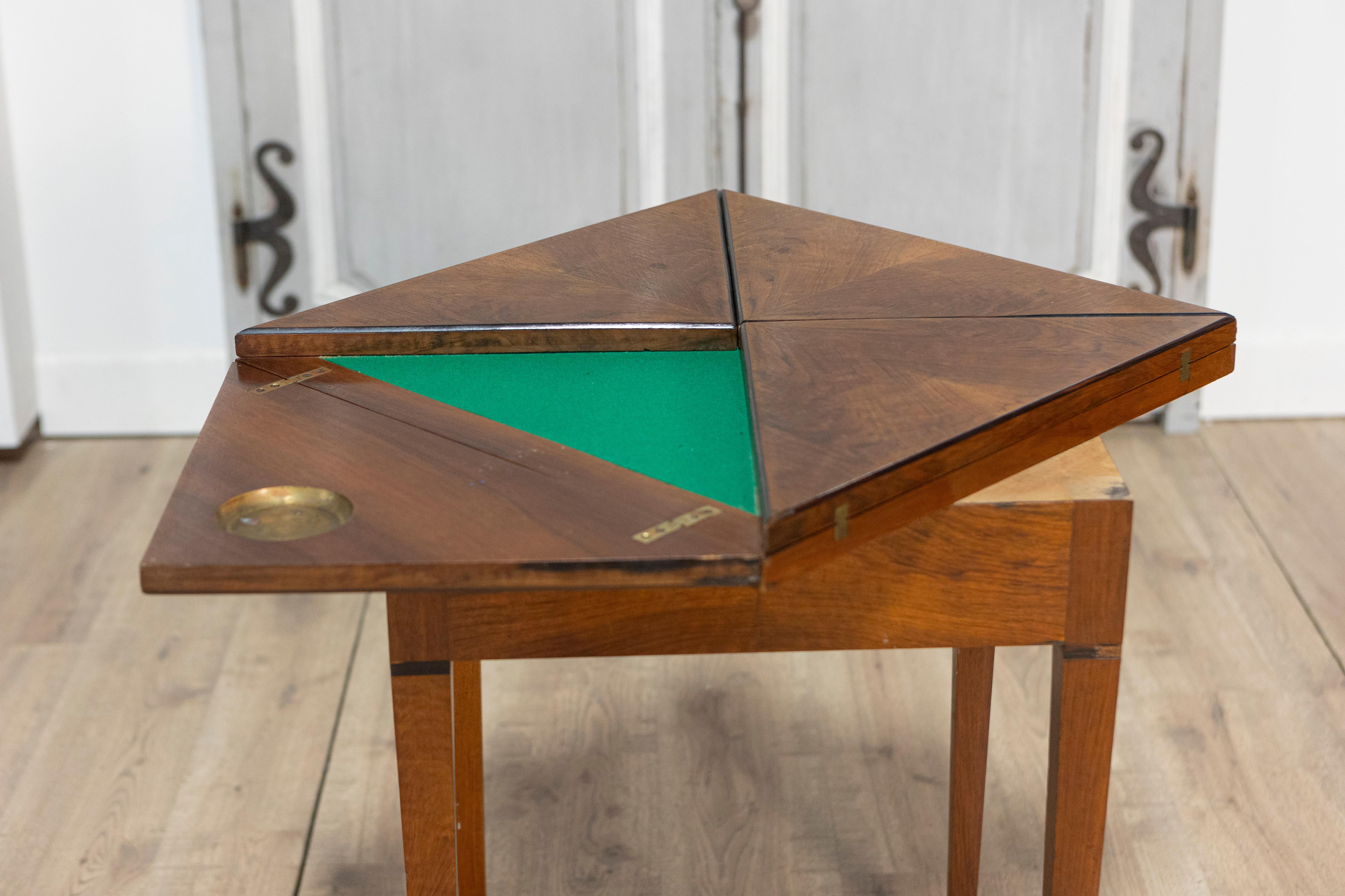 Mesa de juego francesa del siglo XIX en venta 6