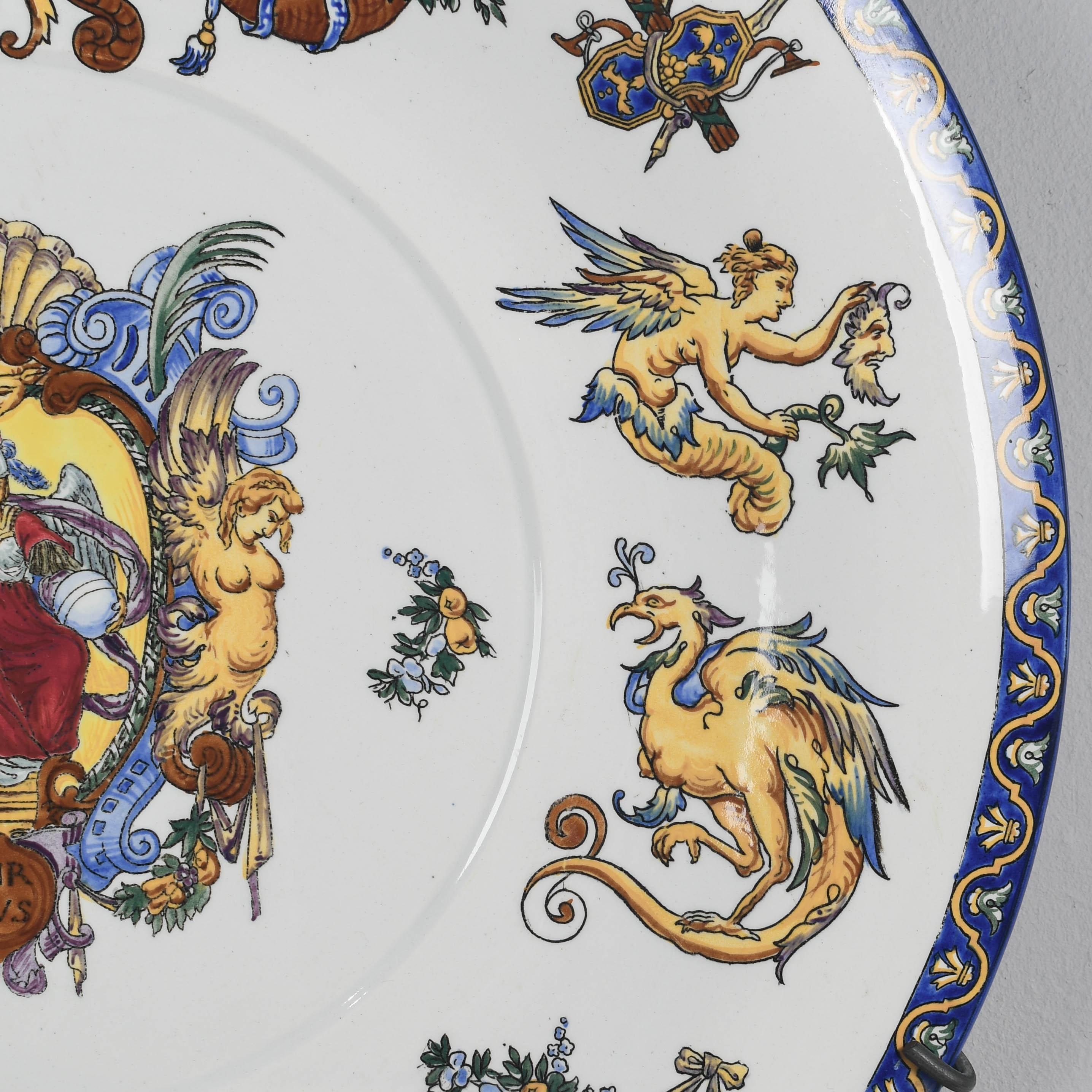 Faïence Plat en faïence de Gien du 19e siècle en vente
