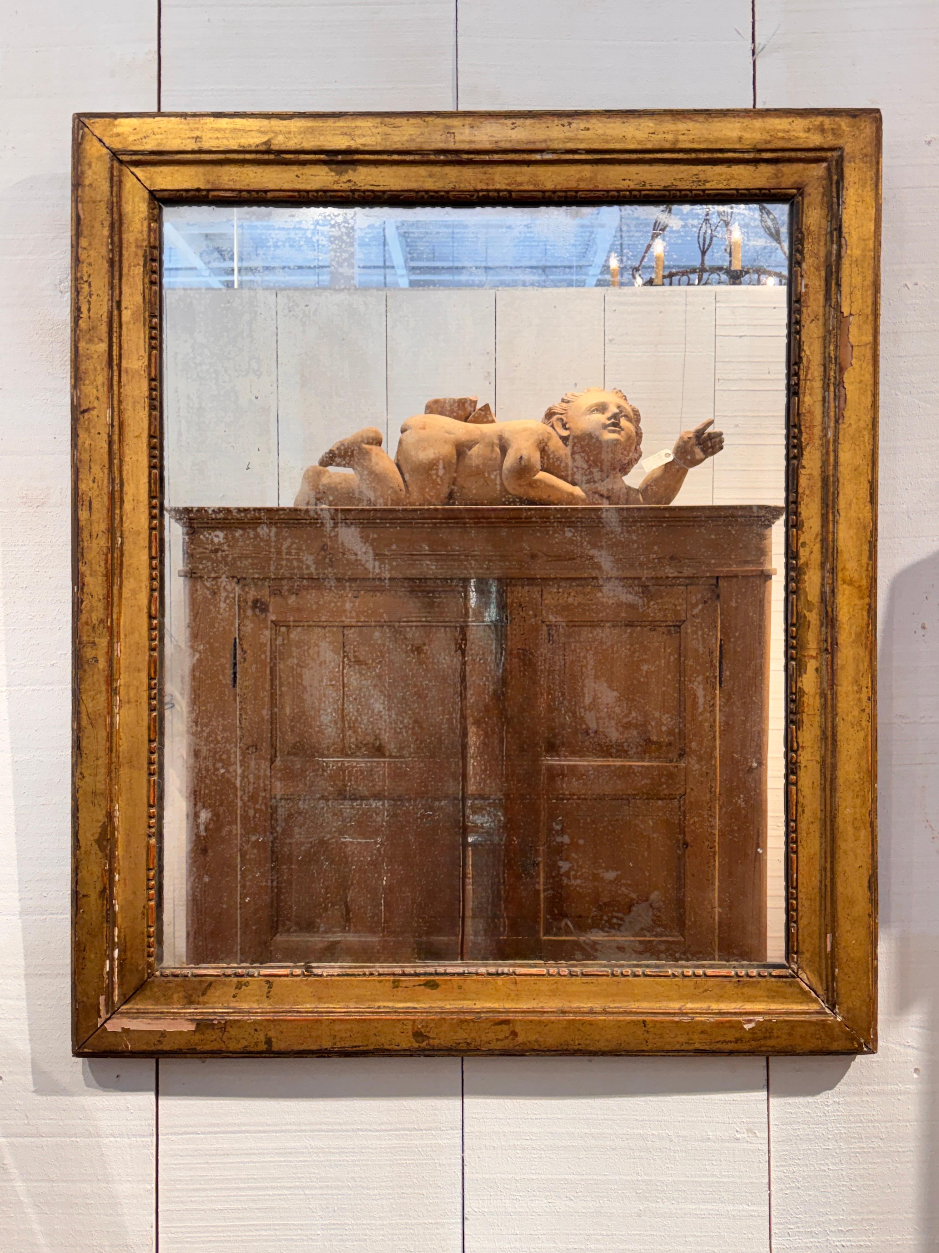 Français Miroir doré français du 19ème siècle en vente