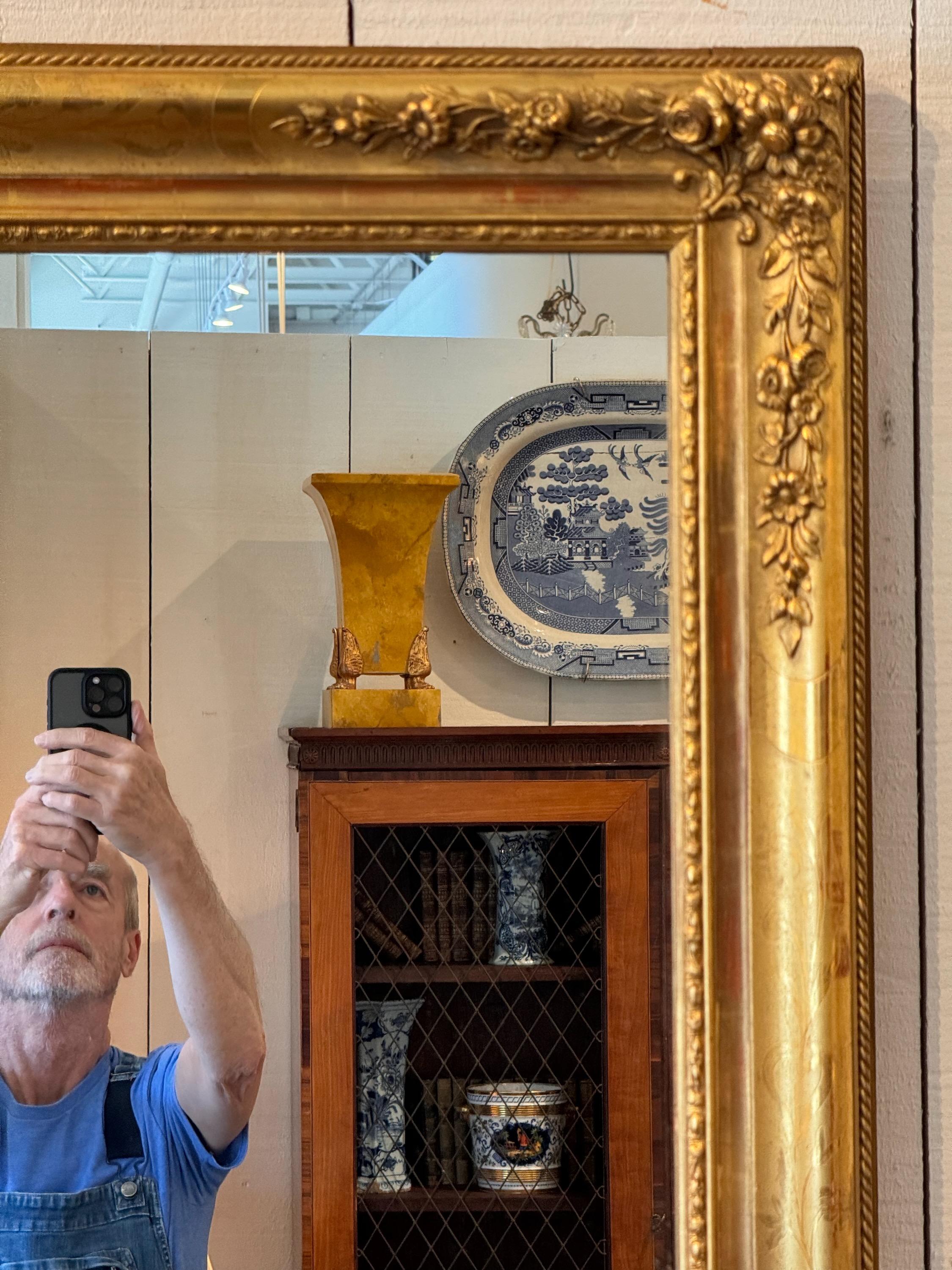 19th Century French Gilded Mirror For Sale 2