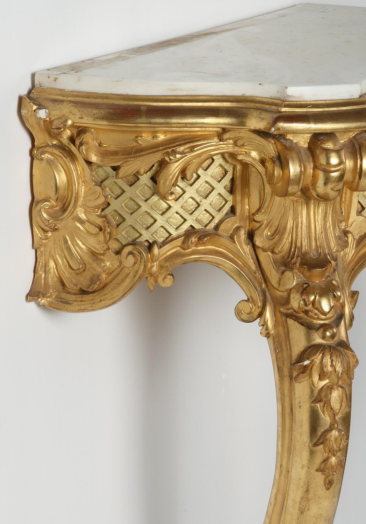 französischer vergoldeter Spiegel des 19. Jahrhunderts mit passendem Konsolentisch im Angebot 4