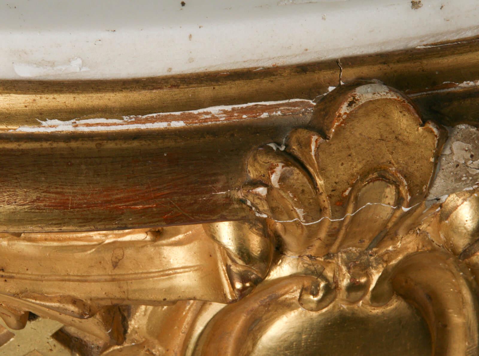 französischer vergoldeter Spiegel des 19. Jahrhunderts mit passendem Konsolentisch im Angebot 7