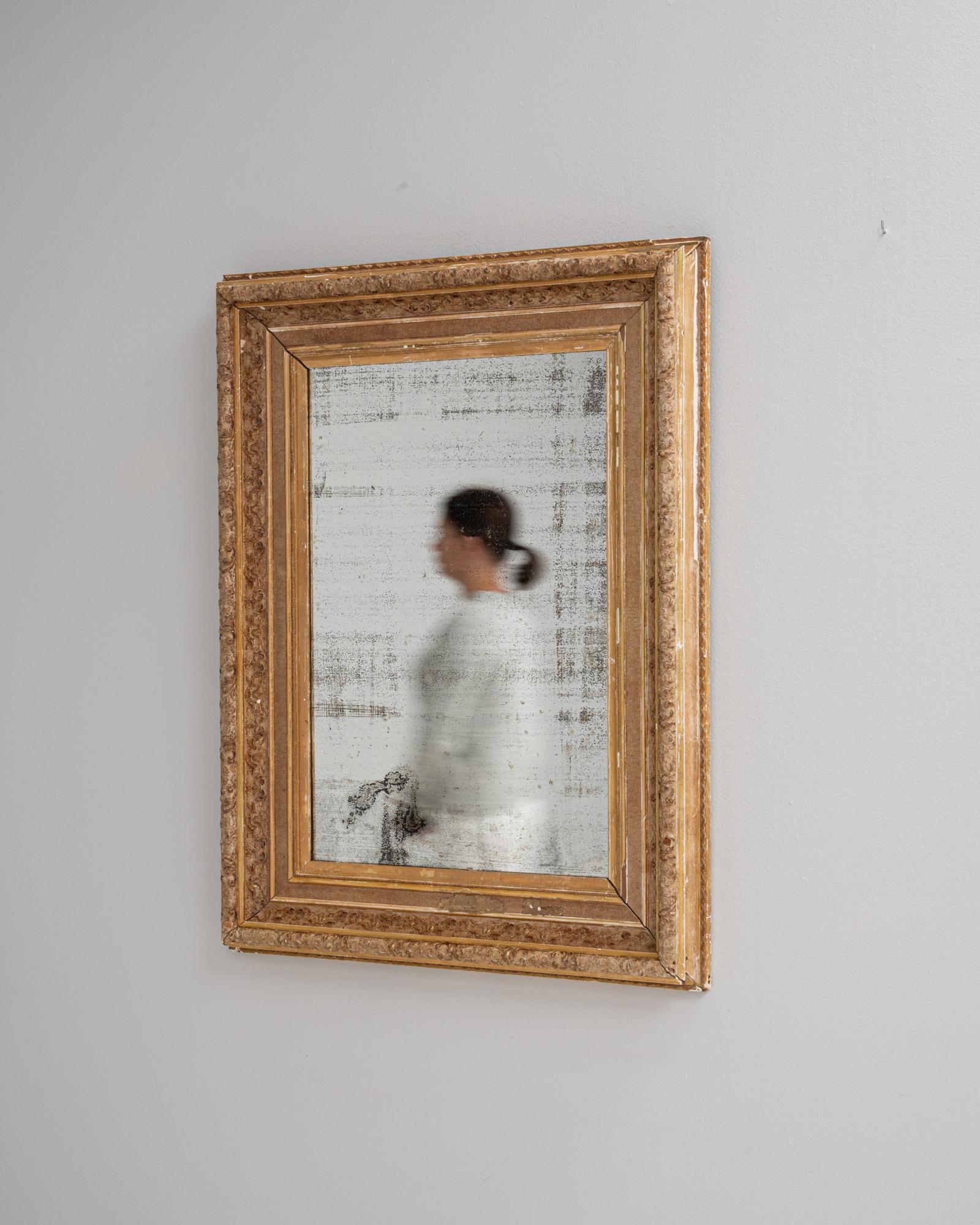 XIXe siècle Miroir français du 19ème siècle en bois doré en vente
