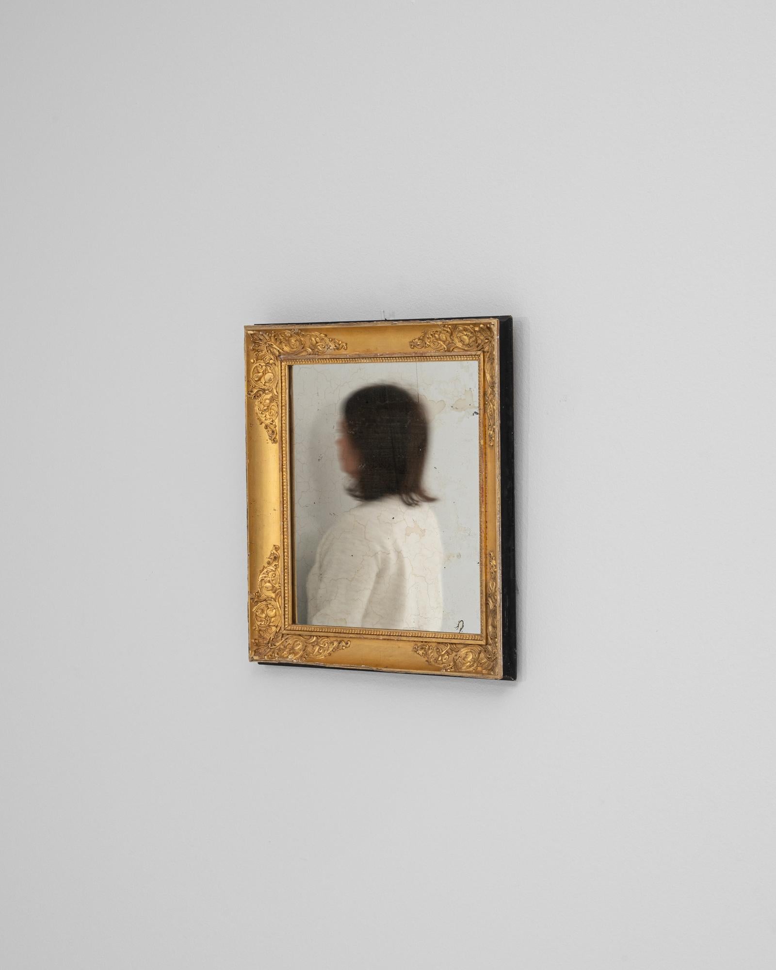 XIXe siècle Miroir français du 19ème siècle en bois doré en vente