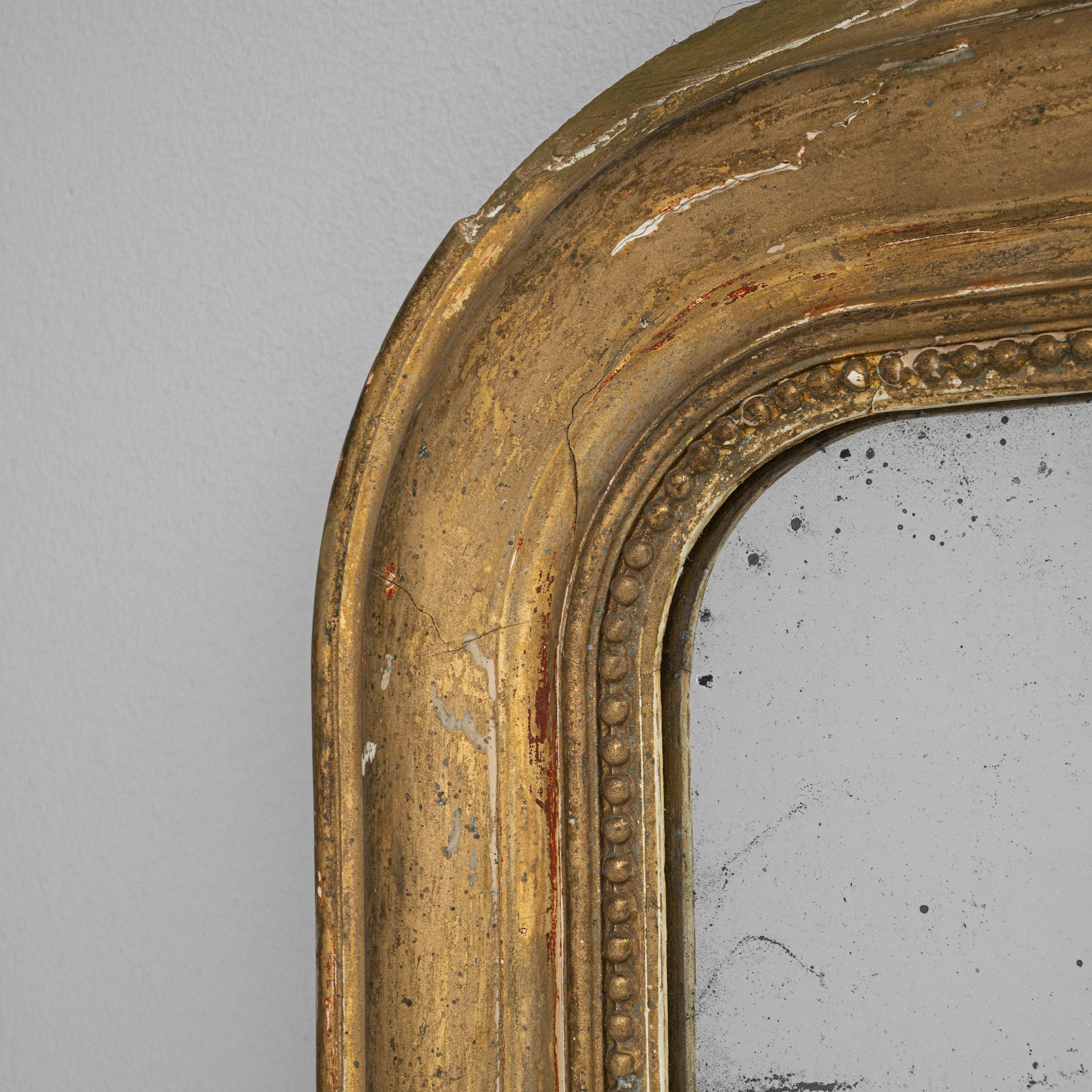 Miroir français du 19ème siècle en bois doré en vente 1