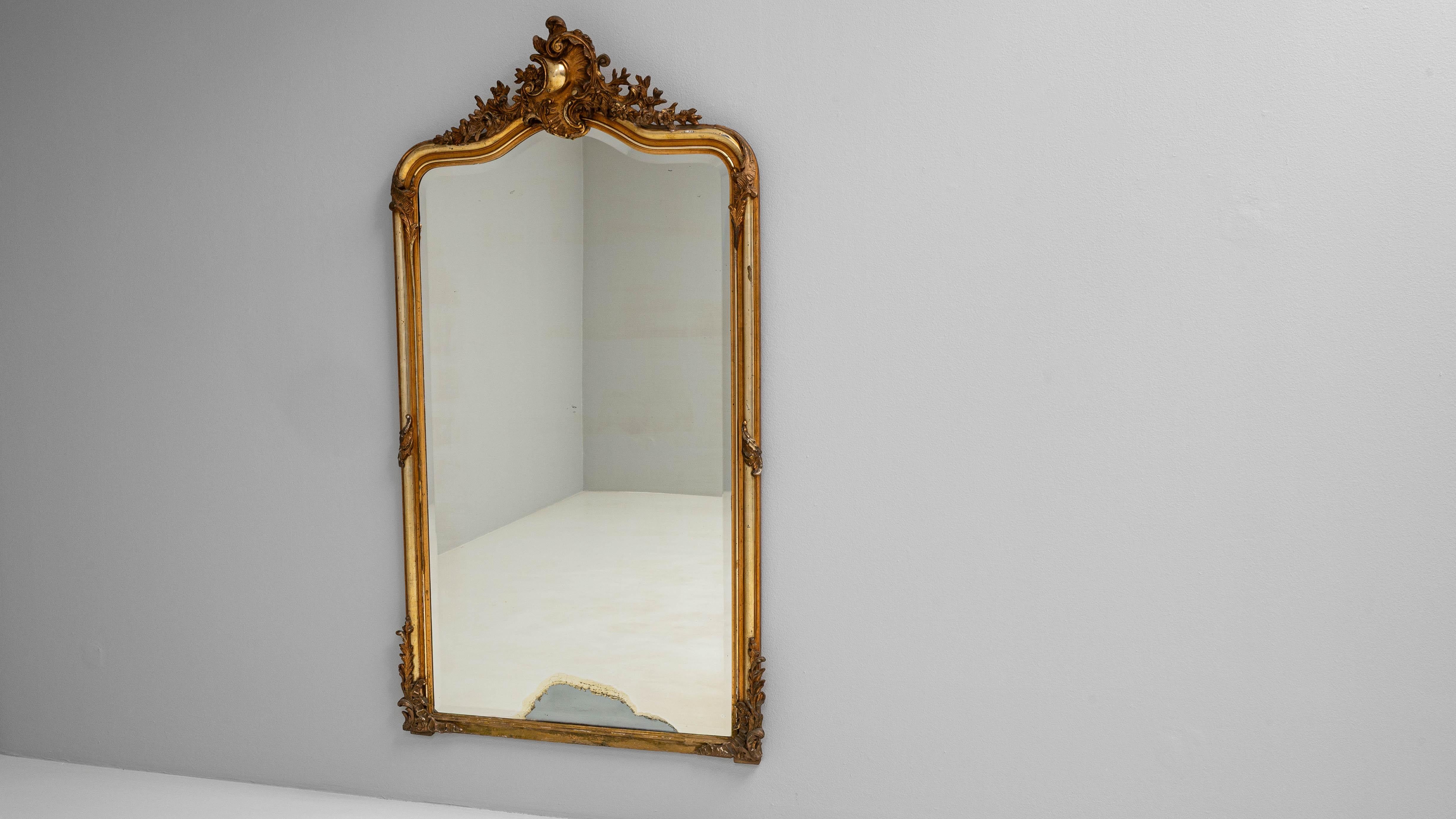 Espejo Francés de Madera Dorada del Siglo XIX en venta 3