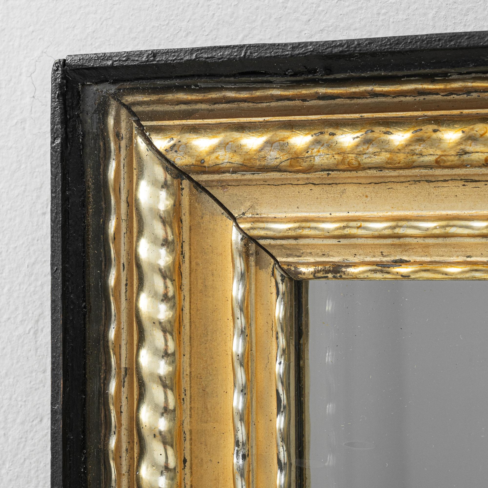 Miroir français du 19ème siècle en bois doré 2