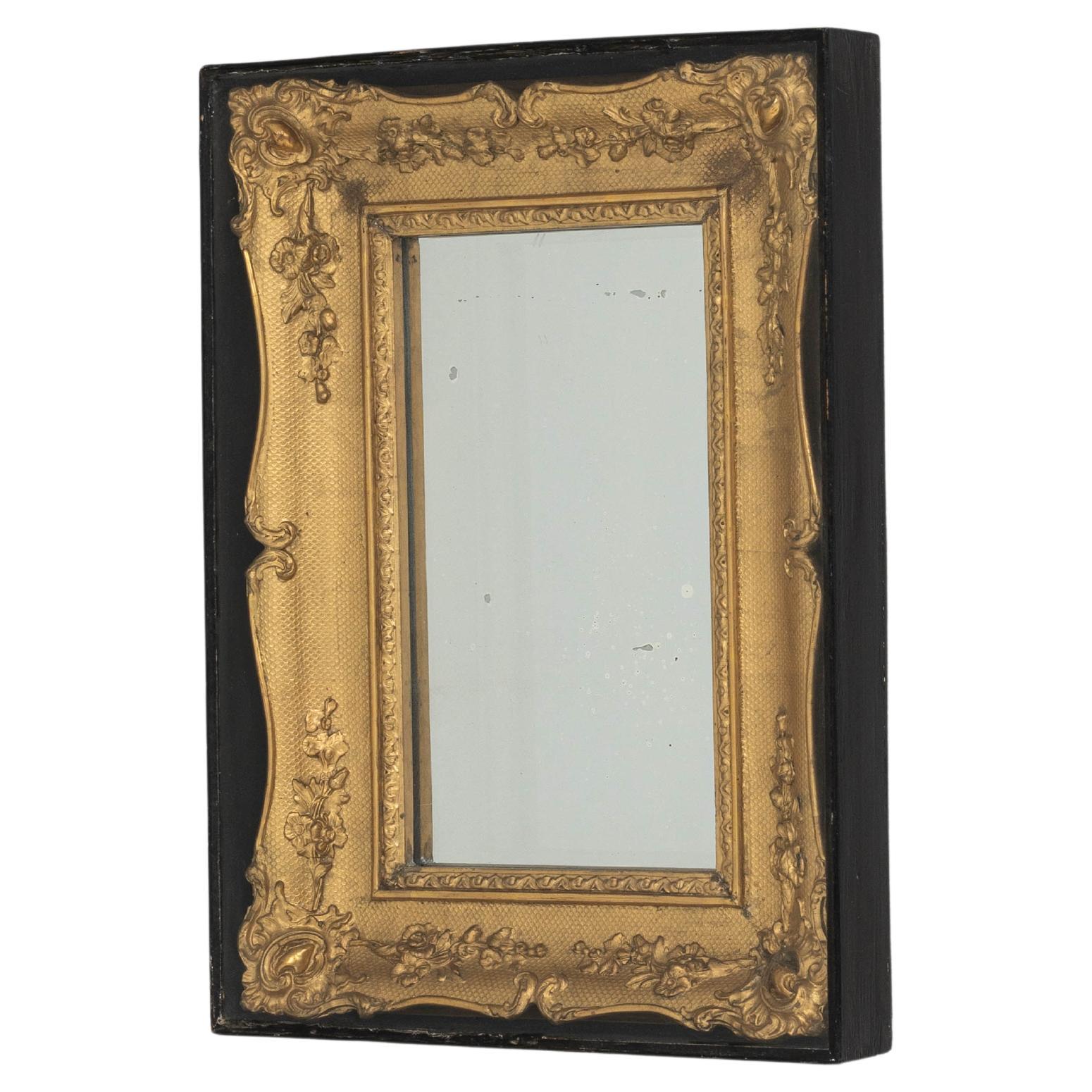 Specchio in legno dorato francese del XIX secolo