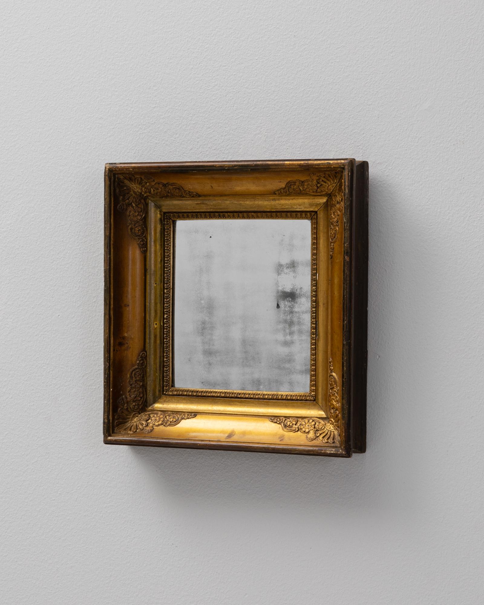 19th Century French Gilded Wooden Mirror siglo XIX en venta