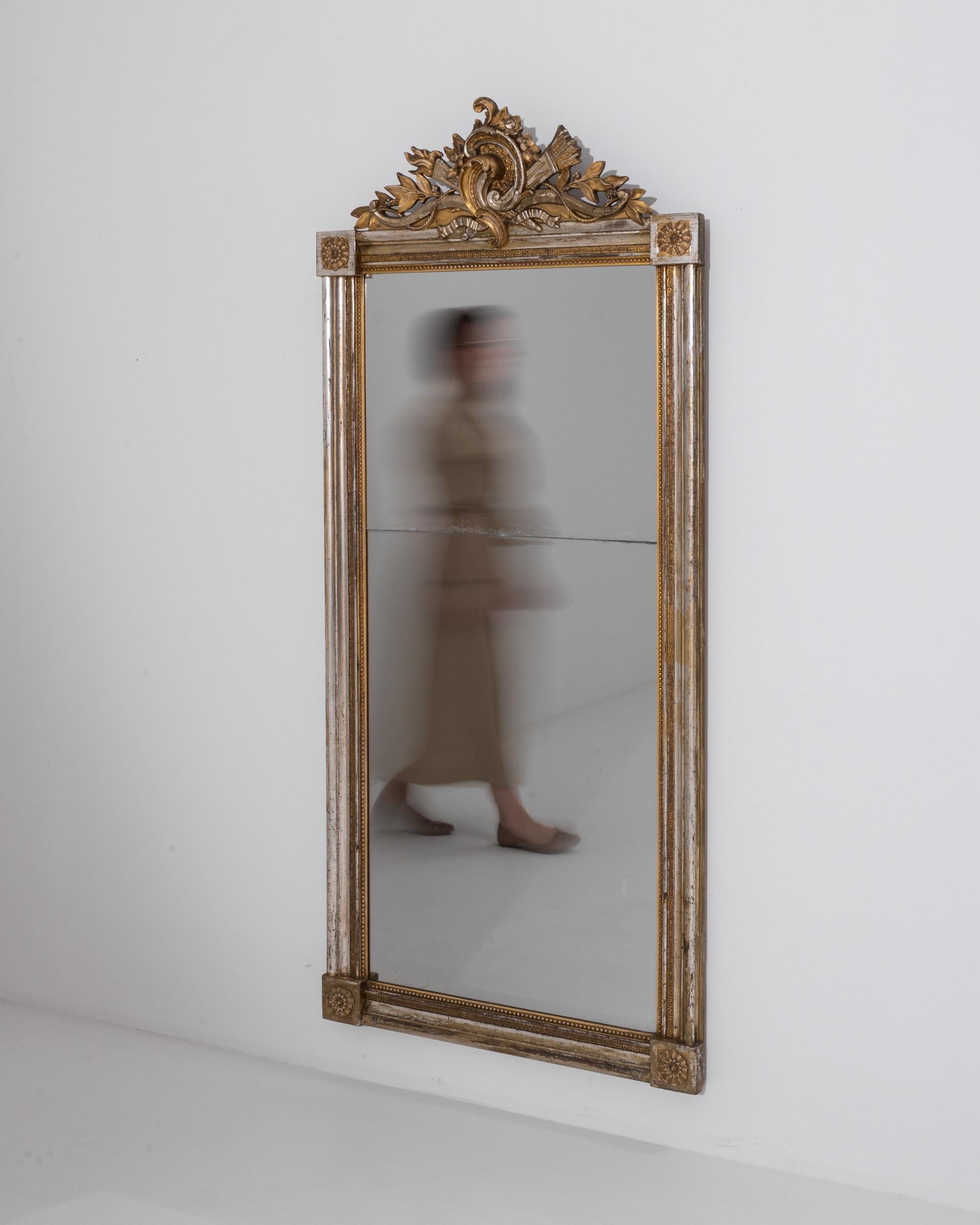 19th Century French Gilded Wooden Mirror 2