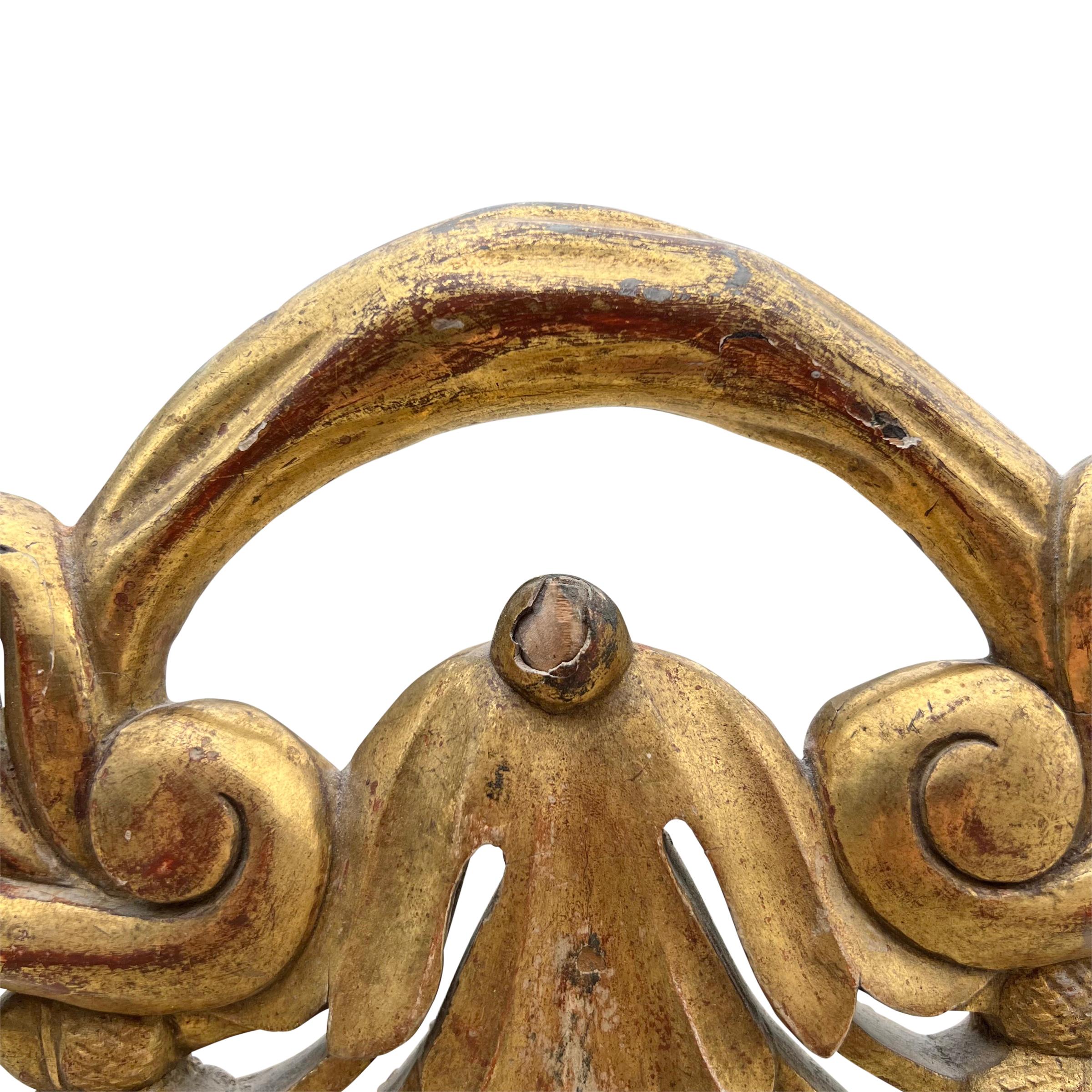 XIXe siècle Fragment de gland doré français du 19e siècle sur une monture personnalisée en vente