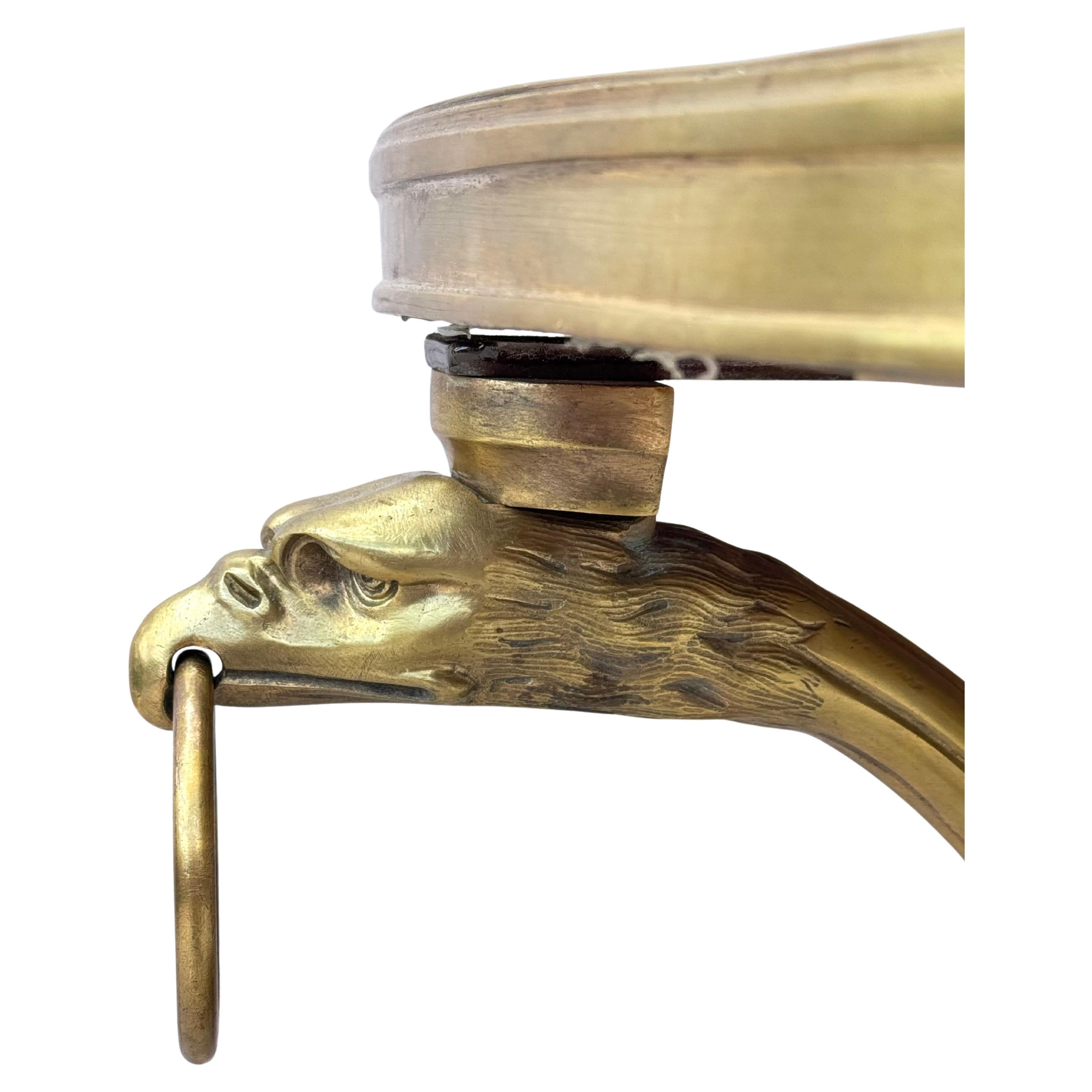 Table de Gueridon en bronze doré et marbre du 19ème siècle en vente 2