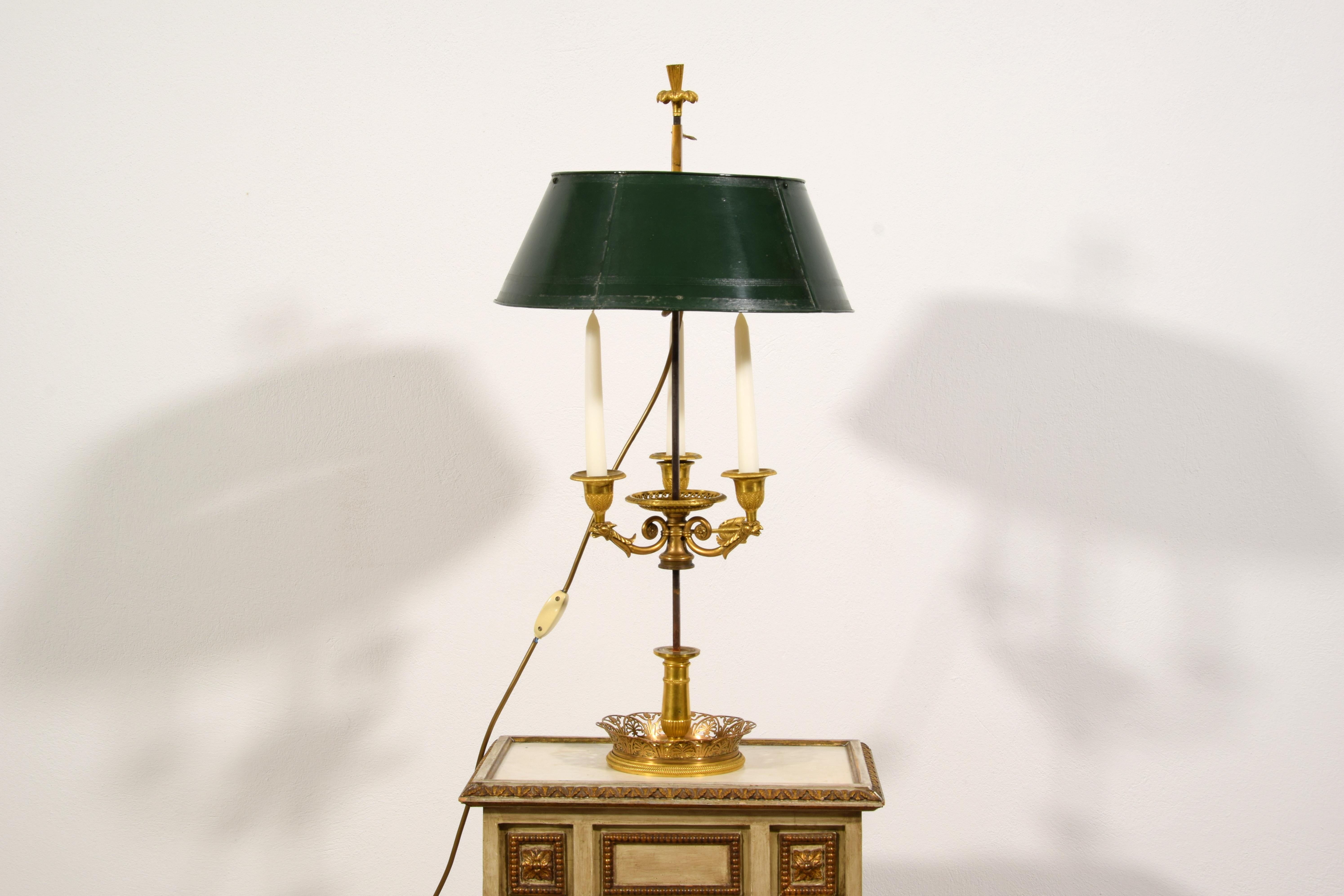 19th Century, French Gilt Bronze Buillotte Lamp  For Sale 9