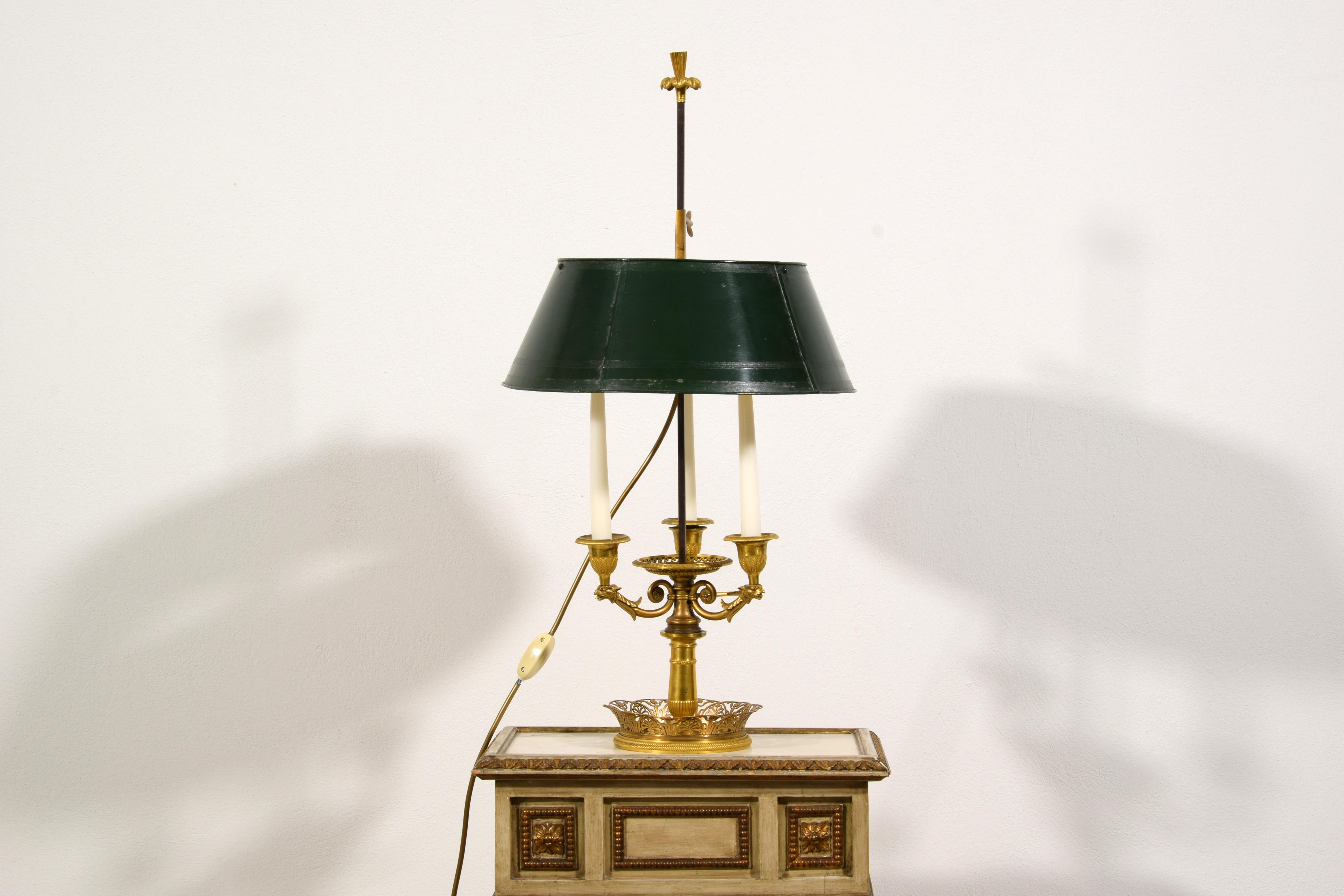 19th Century, French Gilt Bronze Buillotte Lamp  For Sale 4