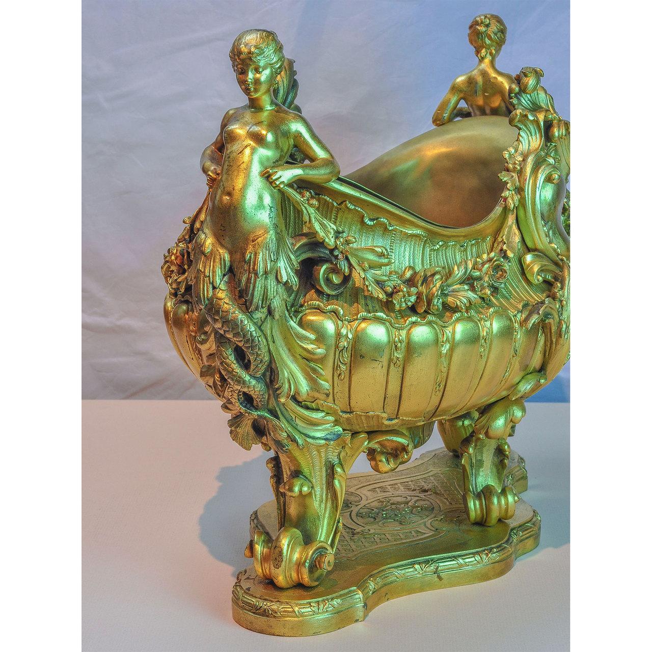 19th Century French Gilt Bronze Centerpiece with Mermaid Figural Handles In Good Condition For Sale In New York, NY