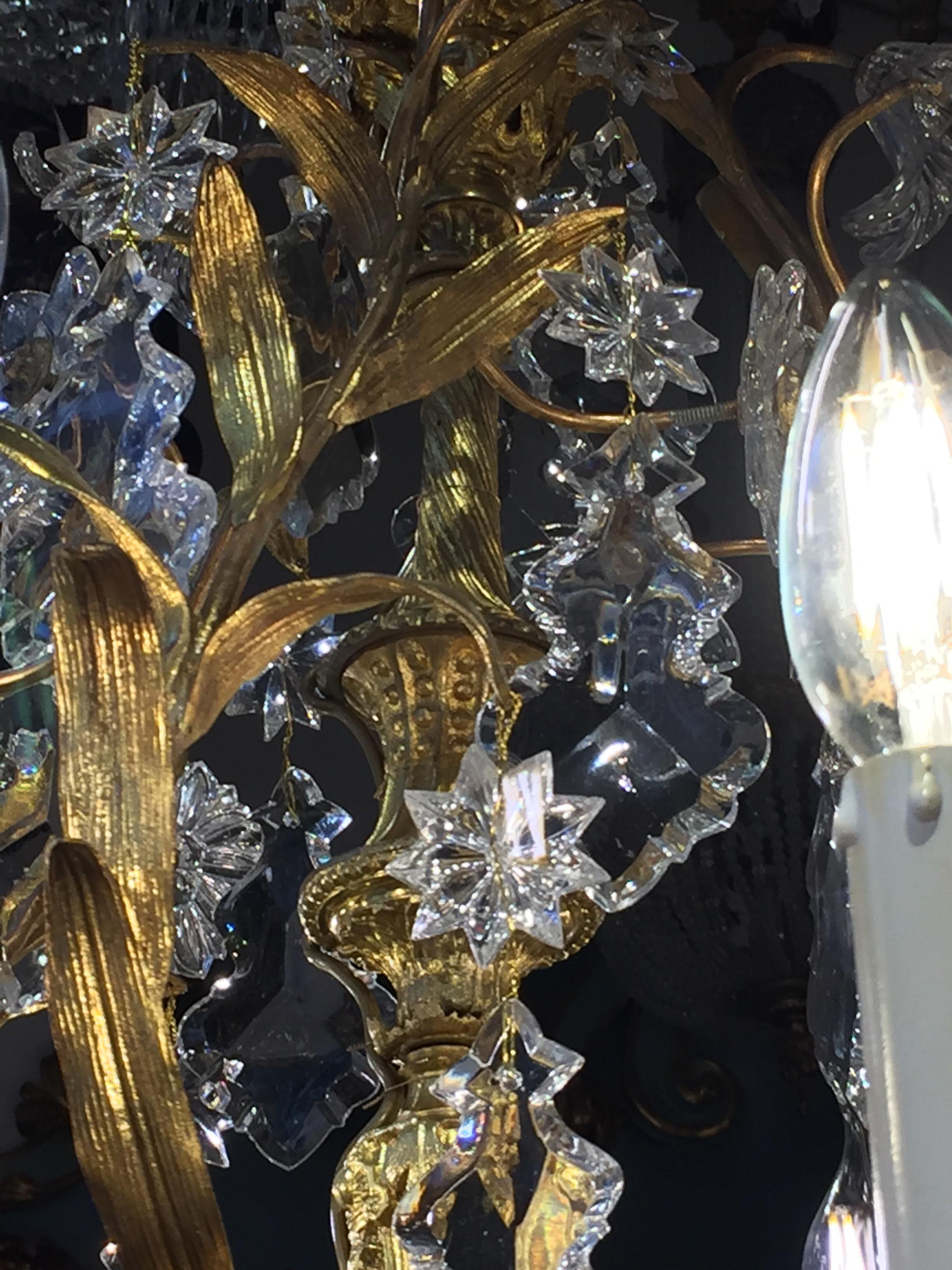 19th Century French Fire Gilt Bronze Crystal Twelve-Branch Floral Chandelier For Sale 15