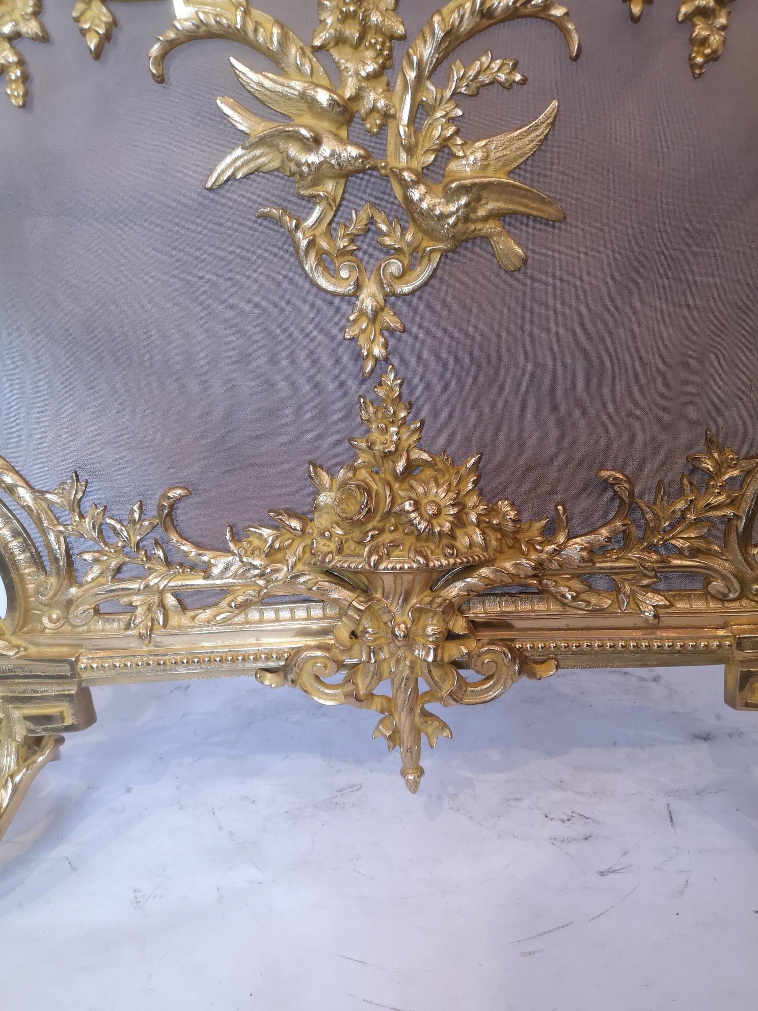 19th Century French Gilt Bronze Fire Screen In Good Condition For Sale In London, GB