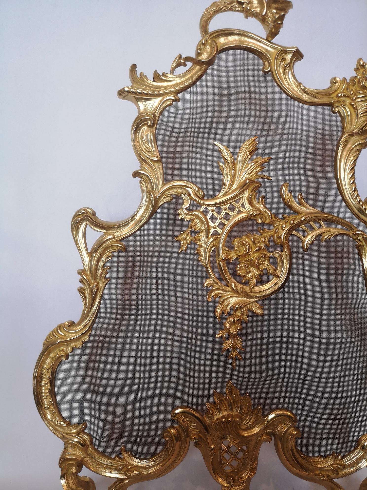 19th Century French Gilt Bronze Fire Screen For Sale 5