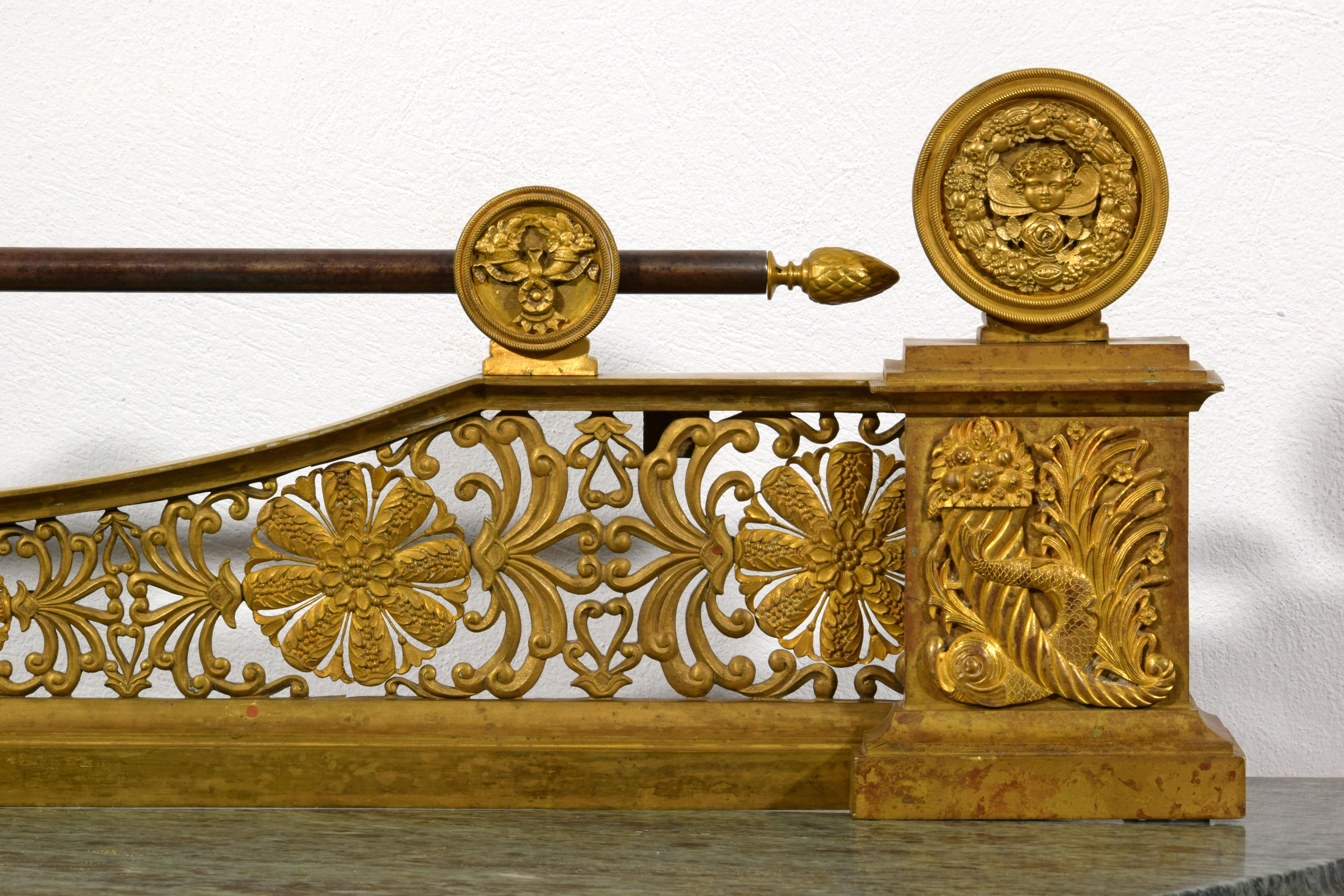 Parafuoco francese in bronzo dorato del XIX secolo in vendita 1