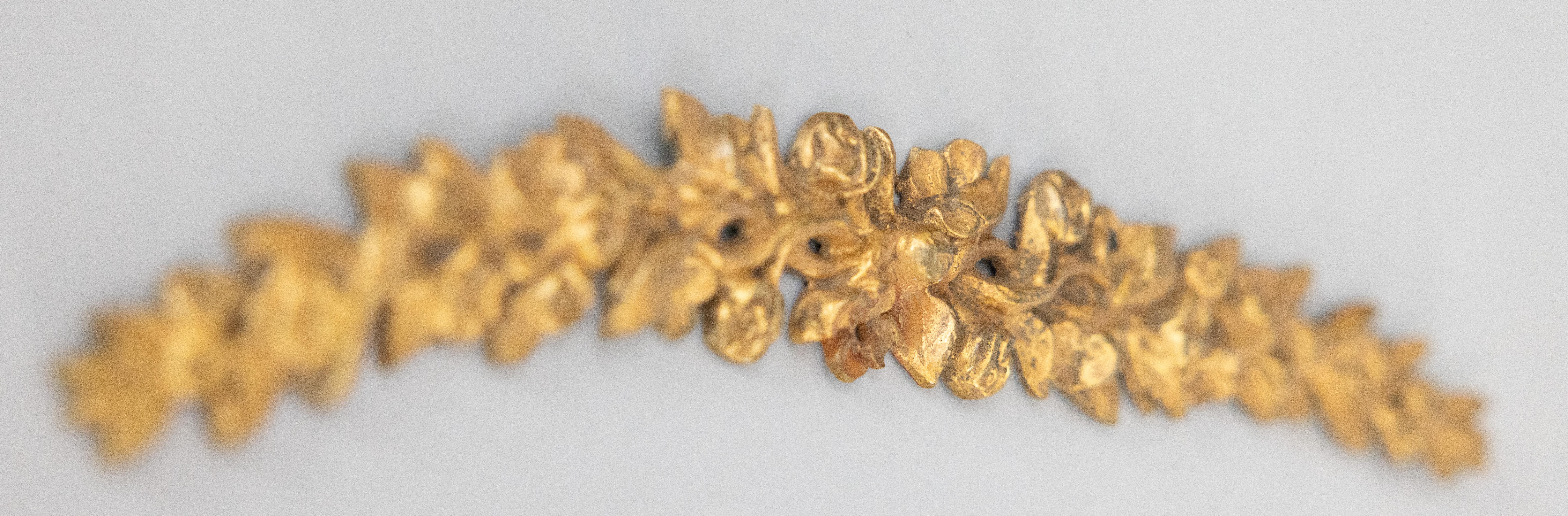 Louis XVI 19th Century French Gilt Bronze Floral Garland Cornice Wall Swag Ornament For Sale
