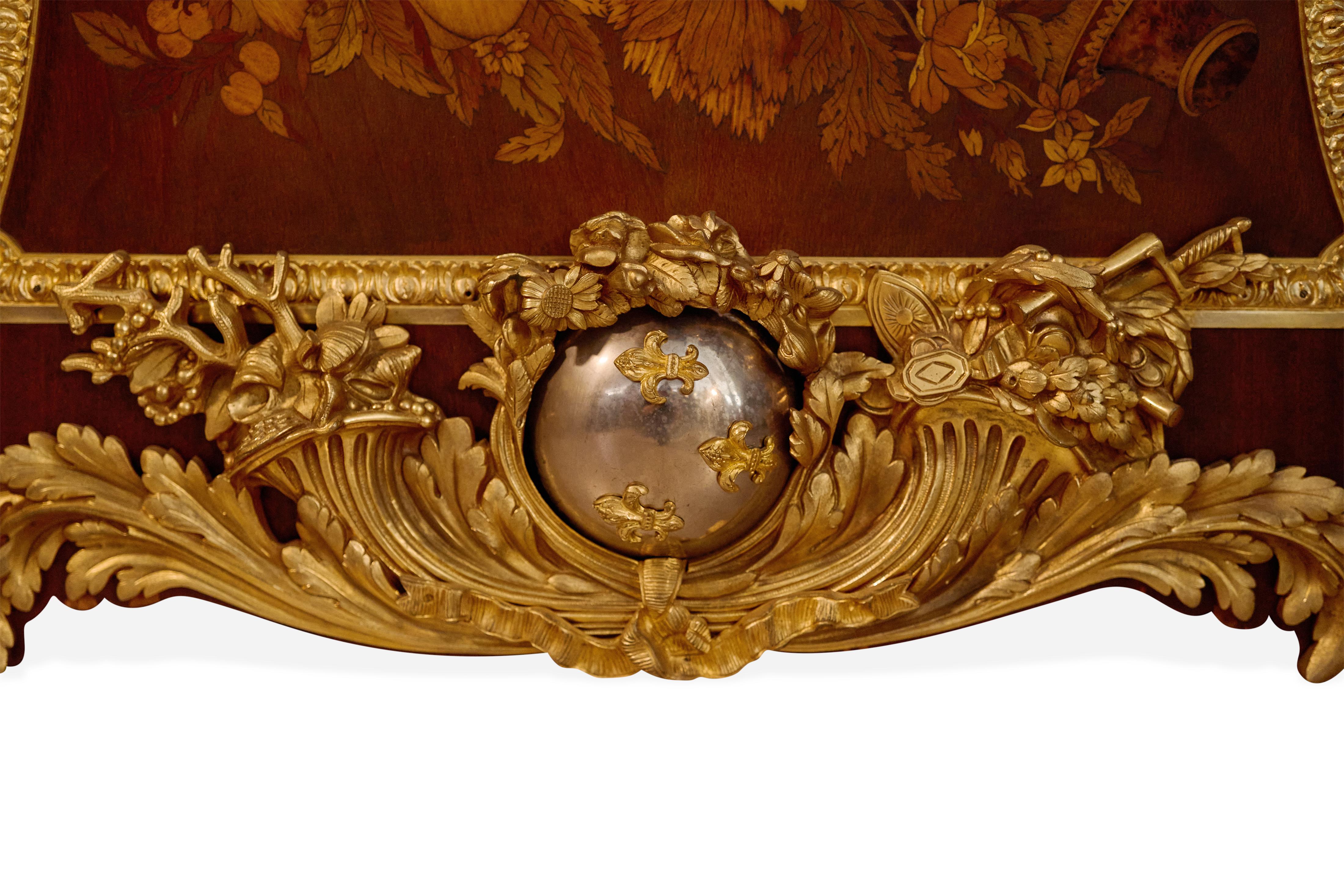 19th Century French Gilt-Bronze Mounted Commode after Jean-Henri Riesener For Sale 3