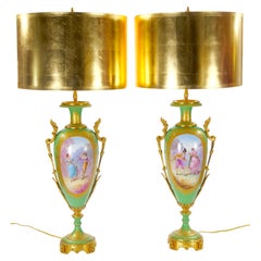 Französische Tischlampen aus Sèvres-Porzellan aus dem 19. Jahrhundert mit vergoldeter Bronze und Ormolu-Montierung