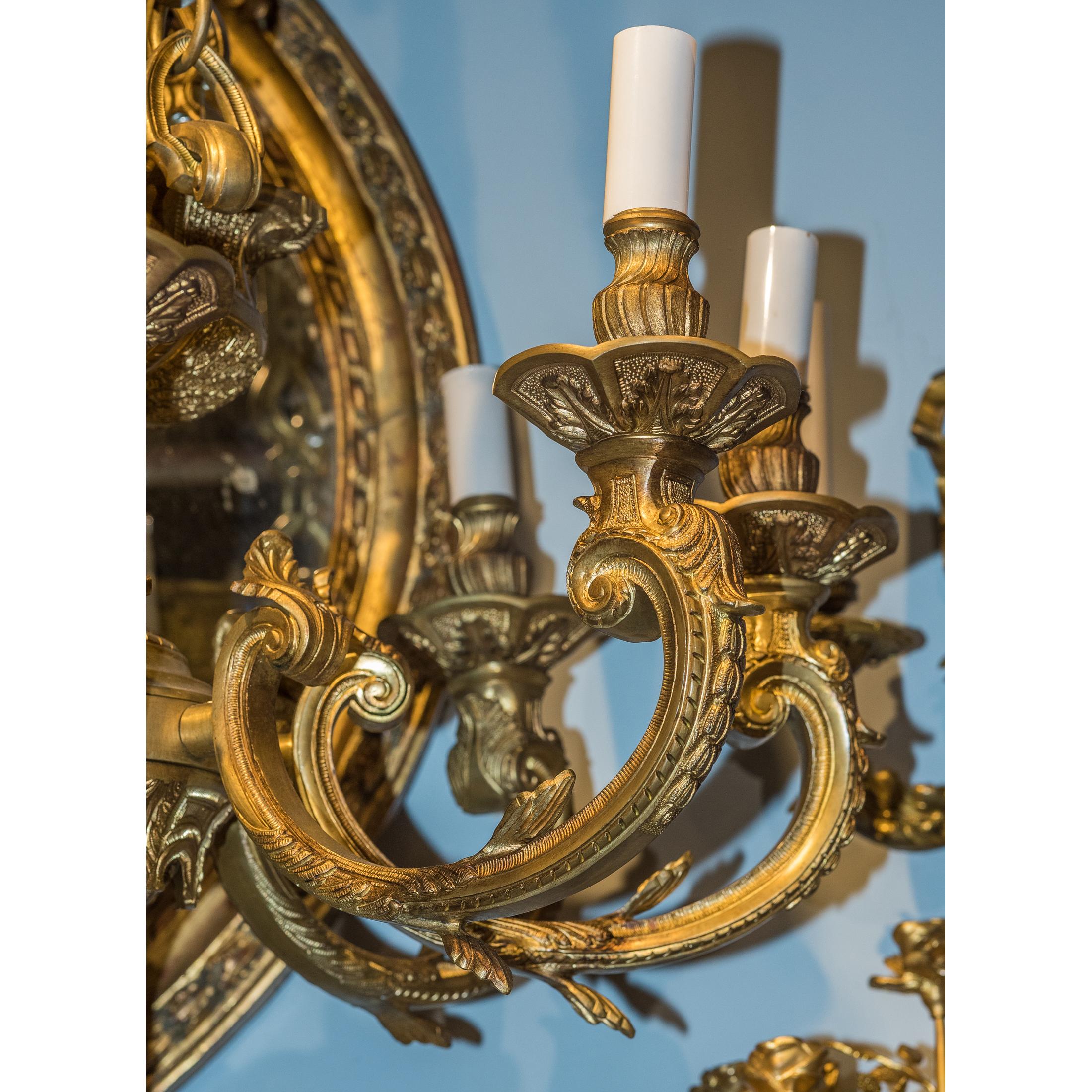 19th Century French Gilt Bronze Regence-Style Eight-Light Chandelier In Good Condition In New York, NY
