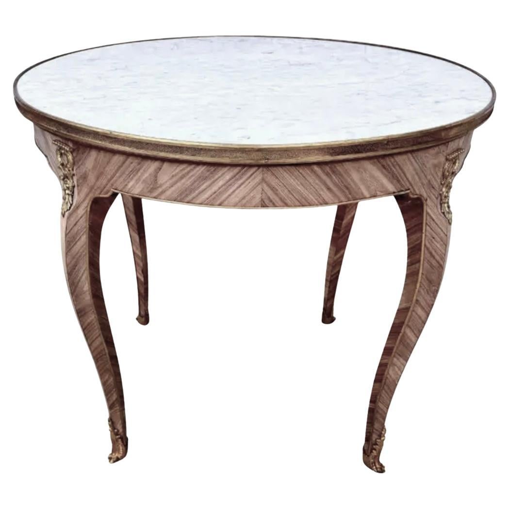 Table d'appoint en bronze doré et marbre blanc du 19e siècle, Gueridon en vente