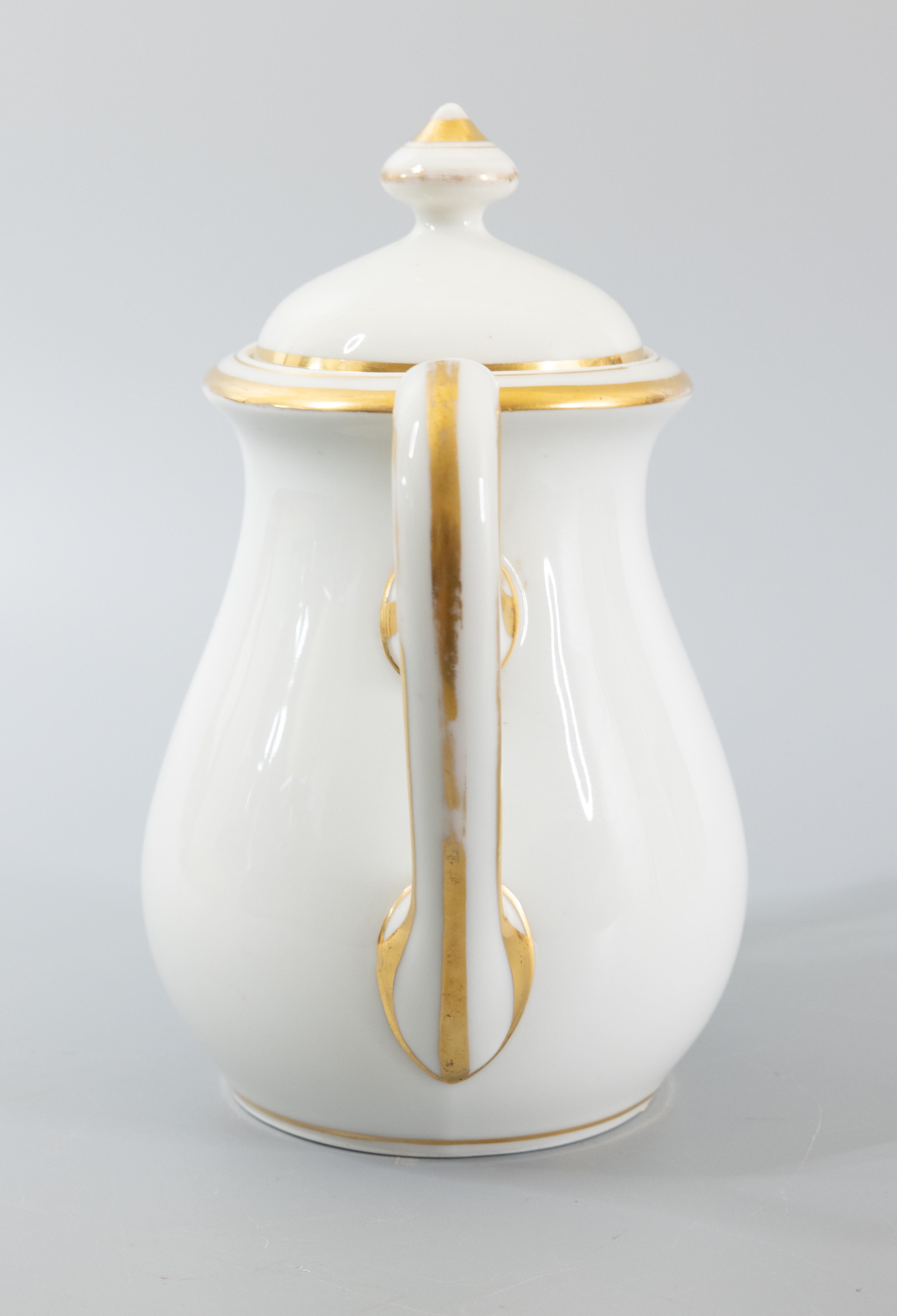 19. Jahrhundert Französisch vergoldet Old Paris Porzellan Teekanne im Zustand „Gut“ im Angebot in Pearland, TX