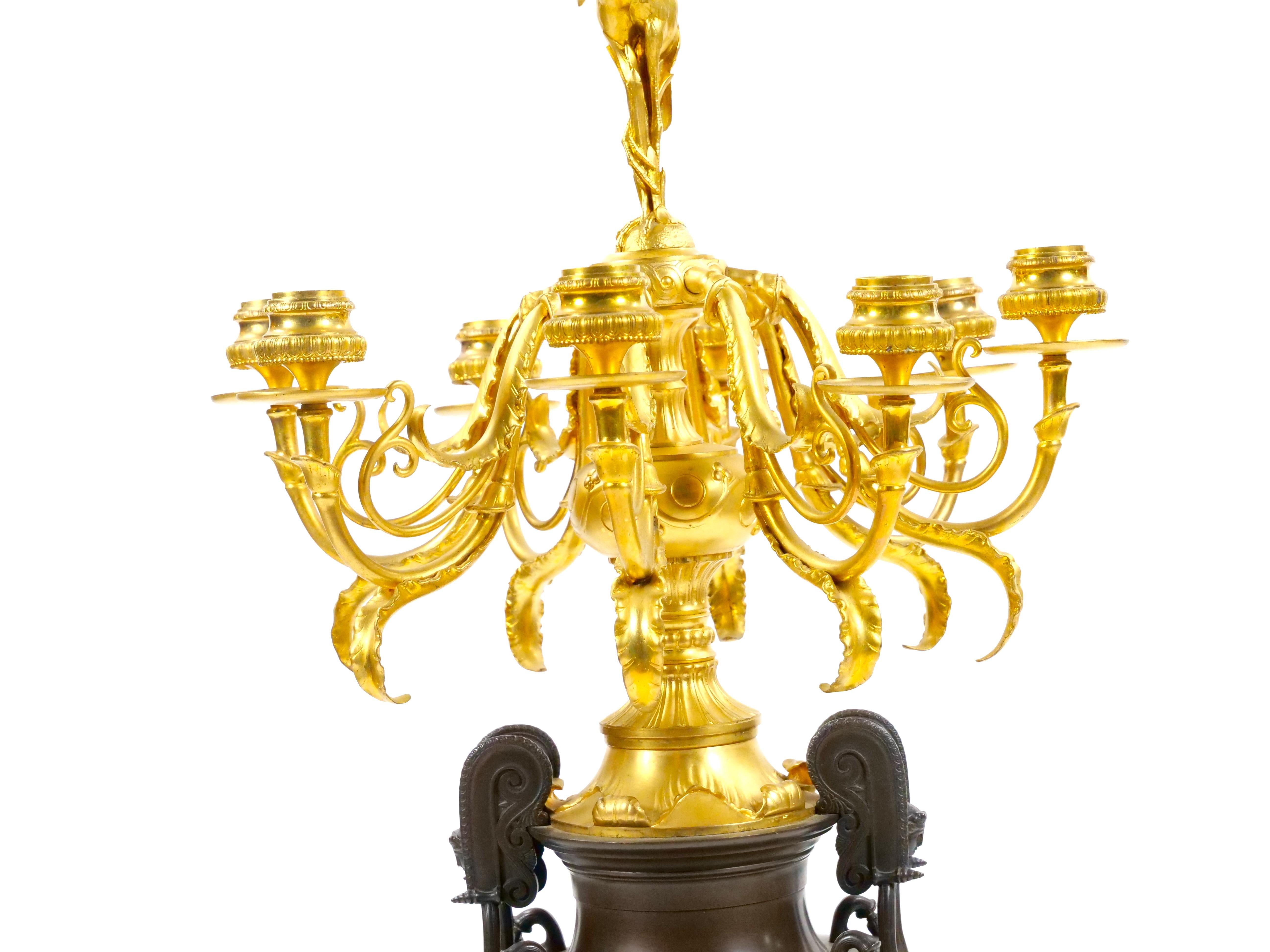 Doré Chandeliers en bronze patiné et doré du 19ème siècle par Ferdinand Barbedienne en vente
