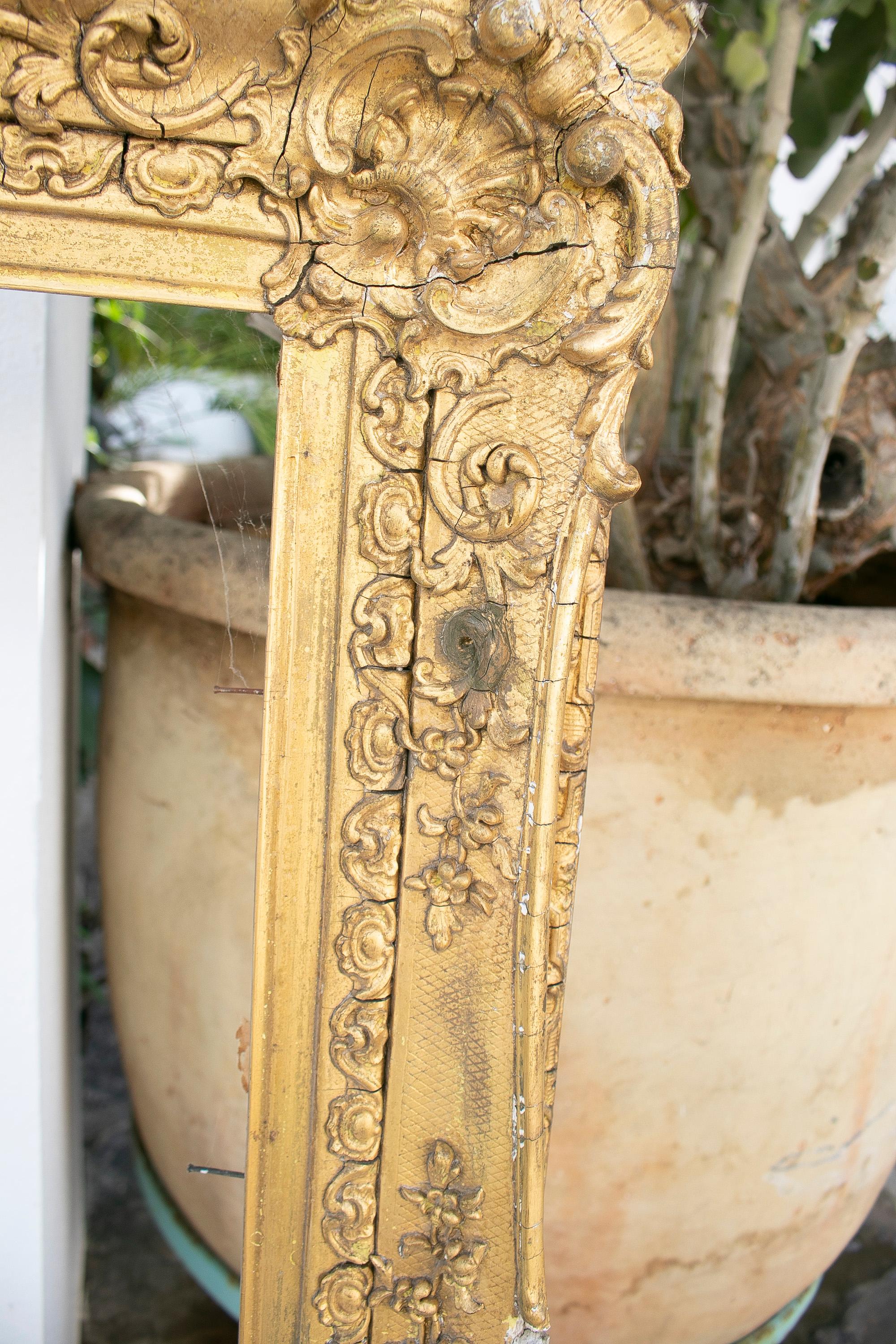 19th Century French Giltwood and Stucco Baroque Frame 7