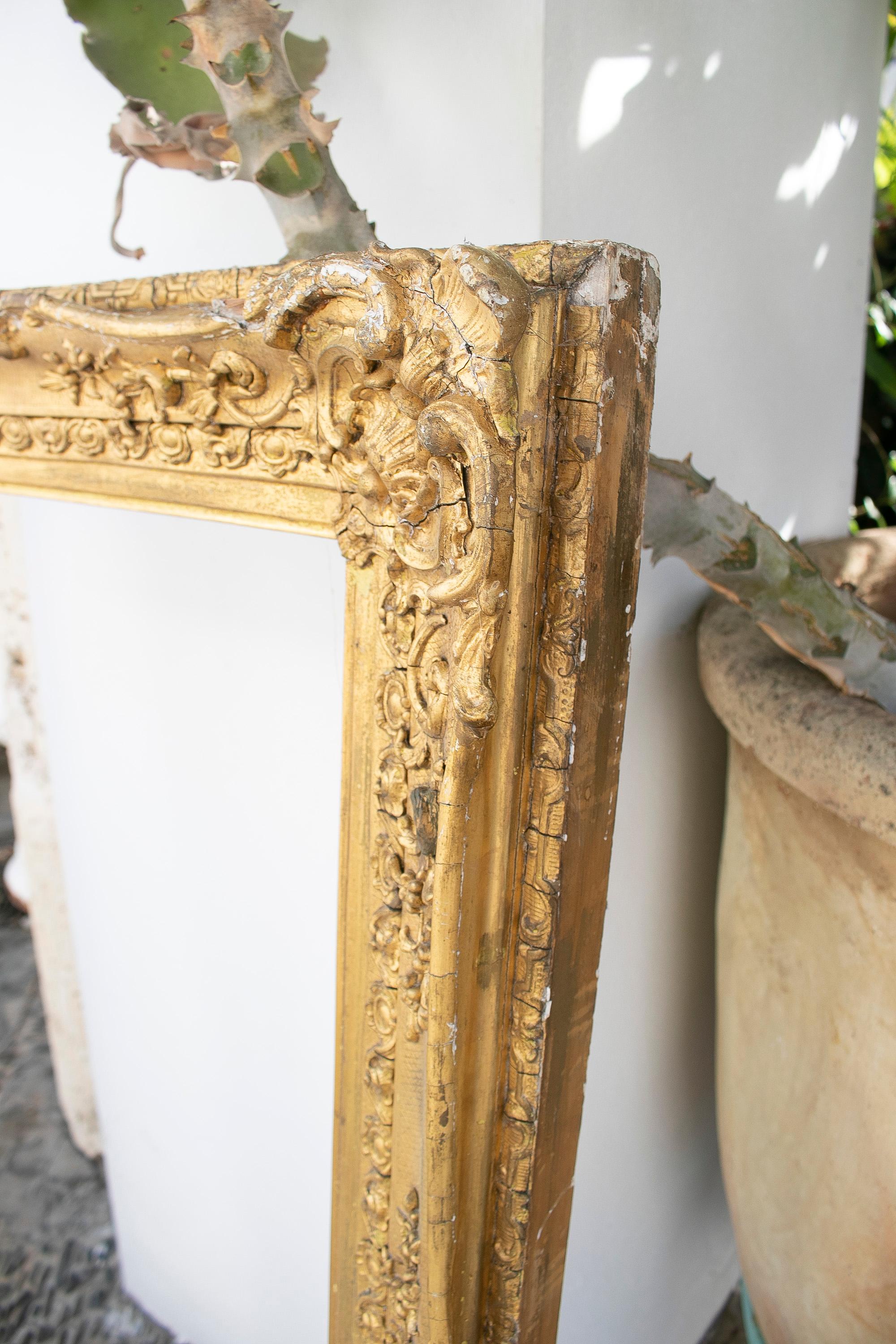 19th Century French Giltwood and Stucco Baroque Frame In Good Condition In Marbella, ES