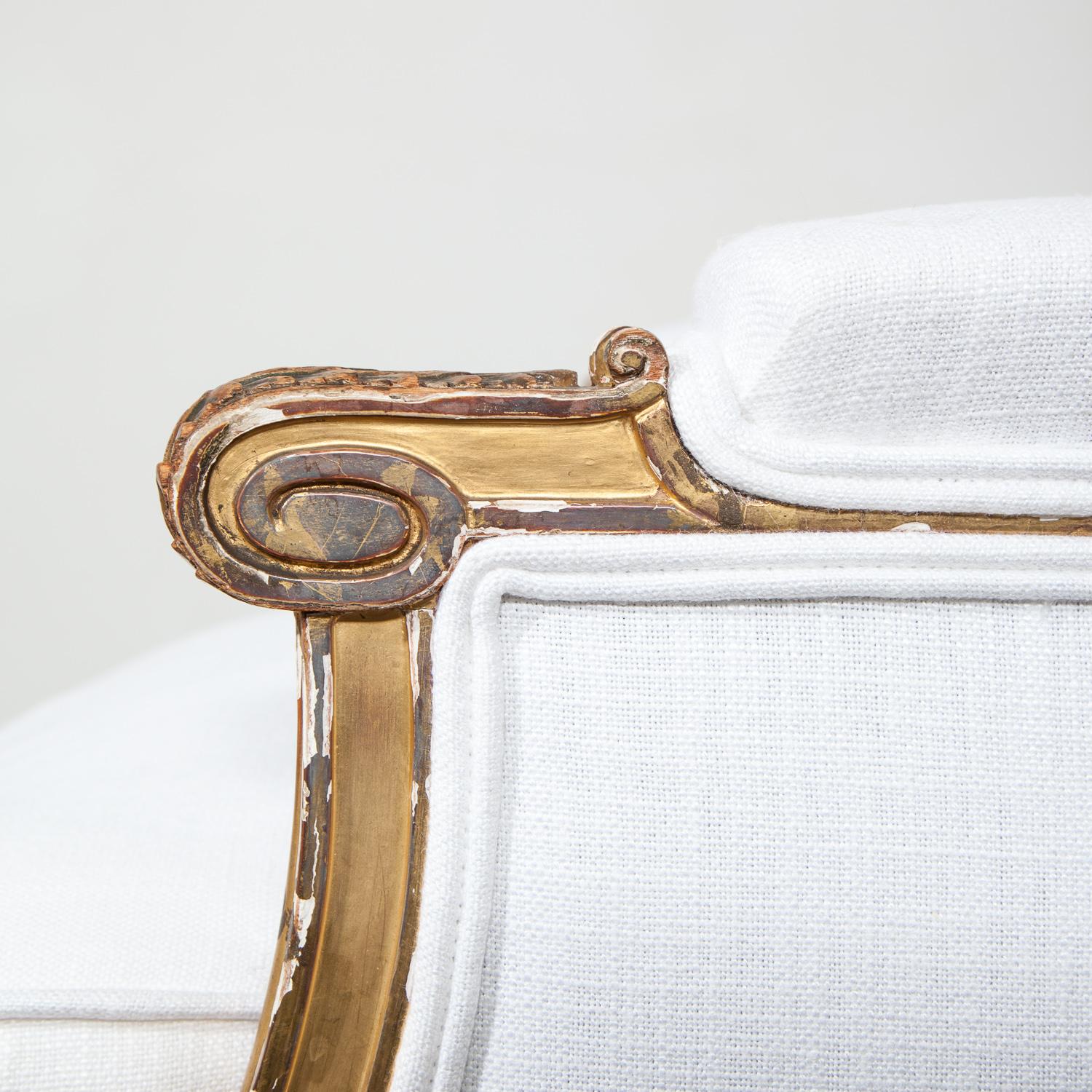 19th Century French Giltwood Duchesse Brisee, newly upholstered in White Linen 8