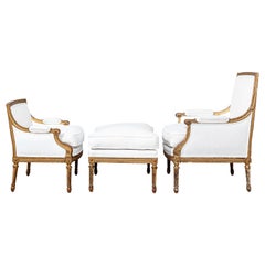 19th Century French Giltwood Duchesse Brisee, newly upholstered in White Linen