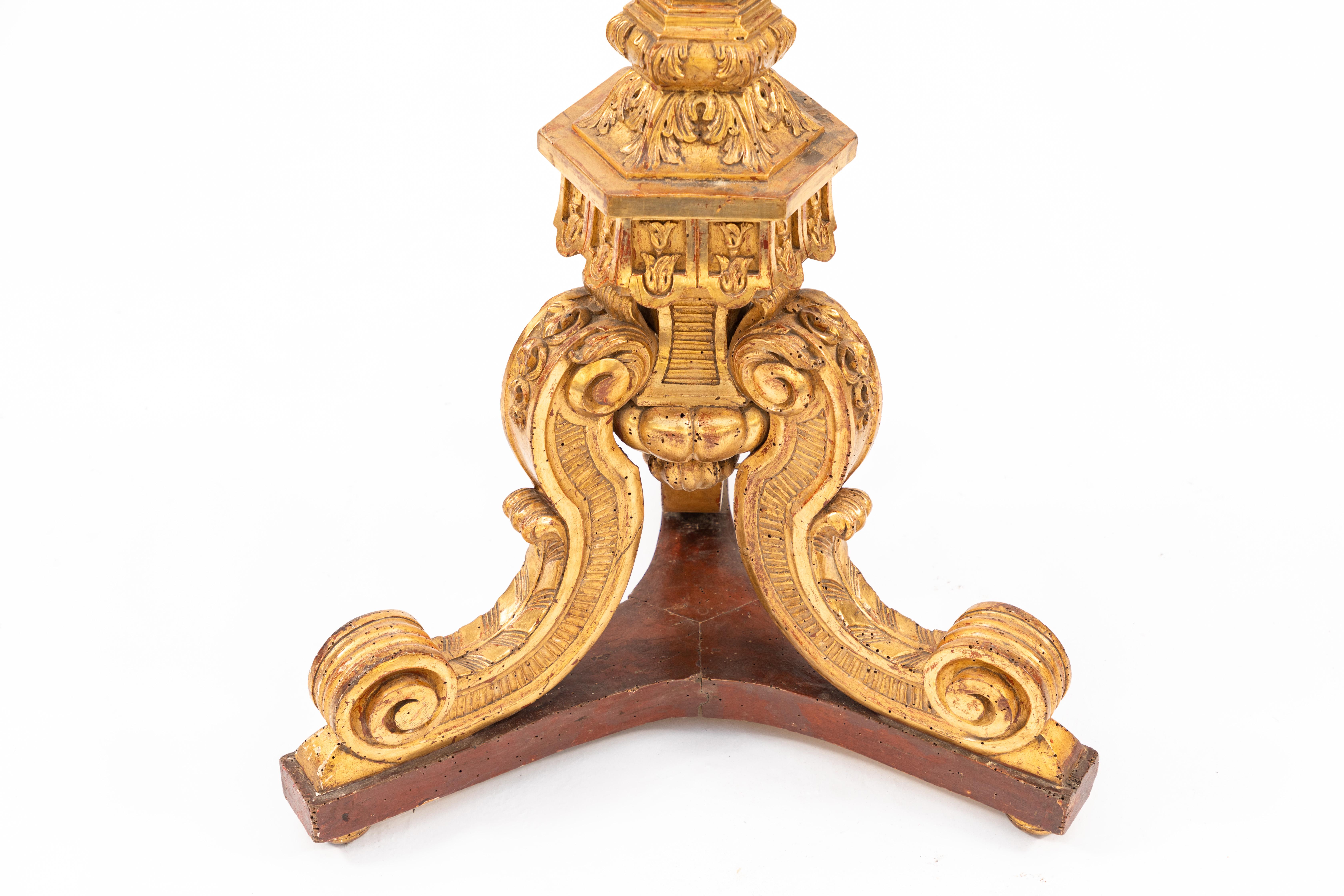 lampadaire en bois doré français du 19ème siècle Bon état - En vente à Los Angeles, CA