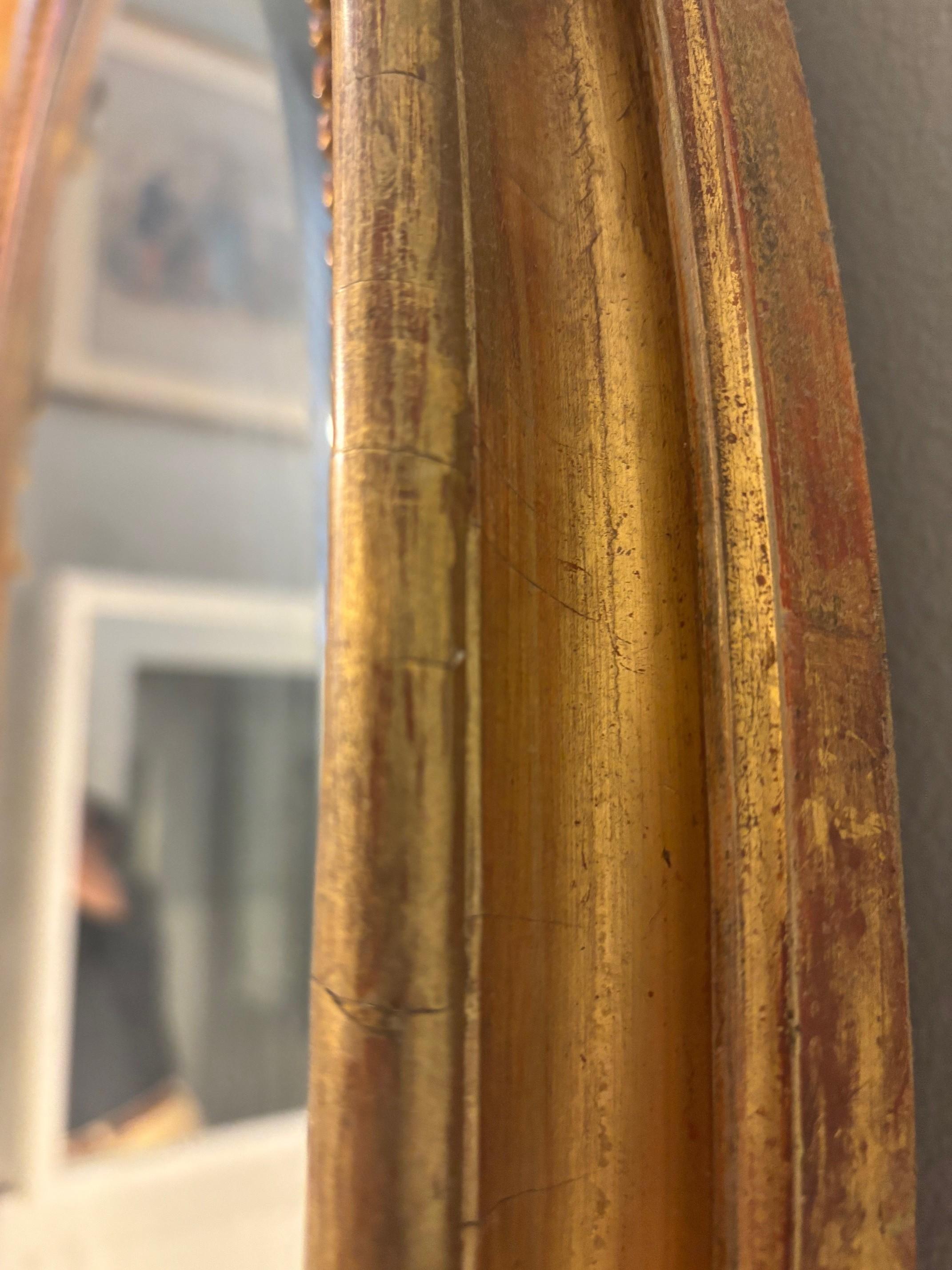 Miroir en bois doré français du 19e siècle en vente 5