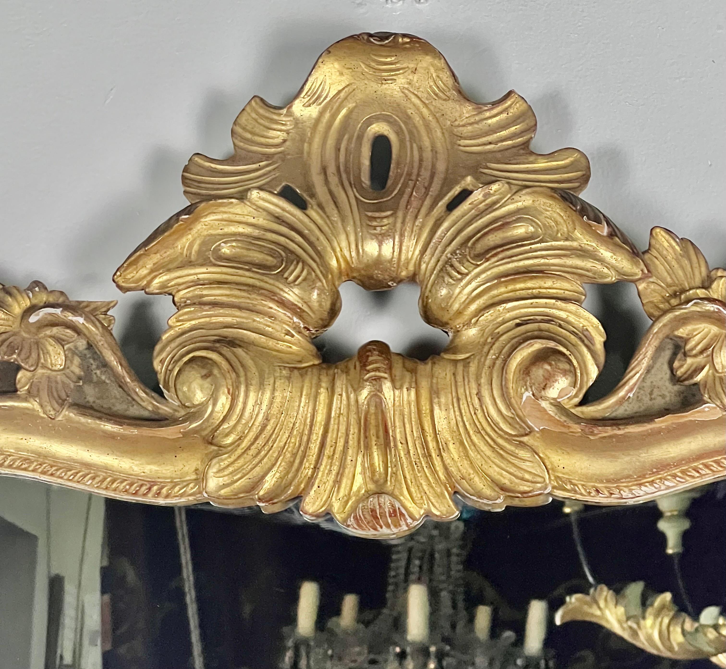 Miroir en bois doré français du 19e siècle  en vente 2