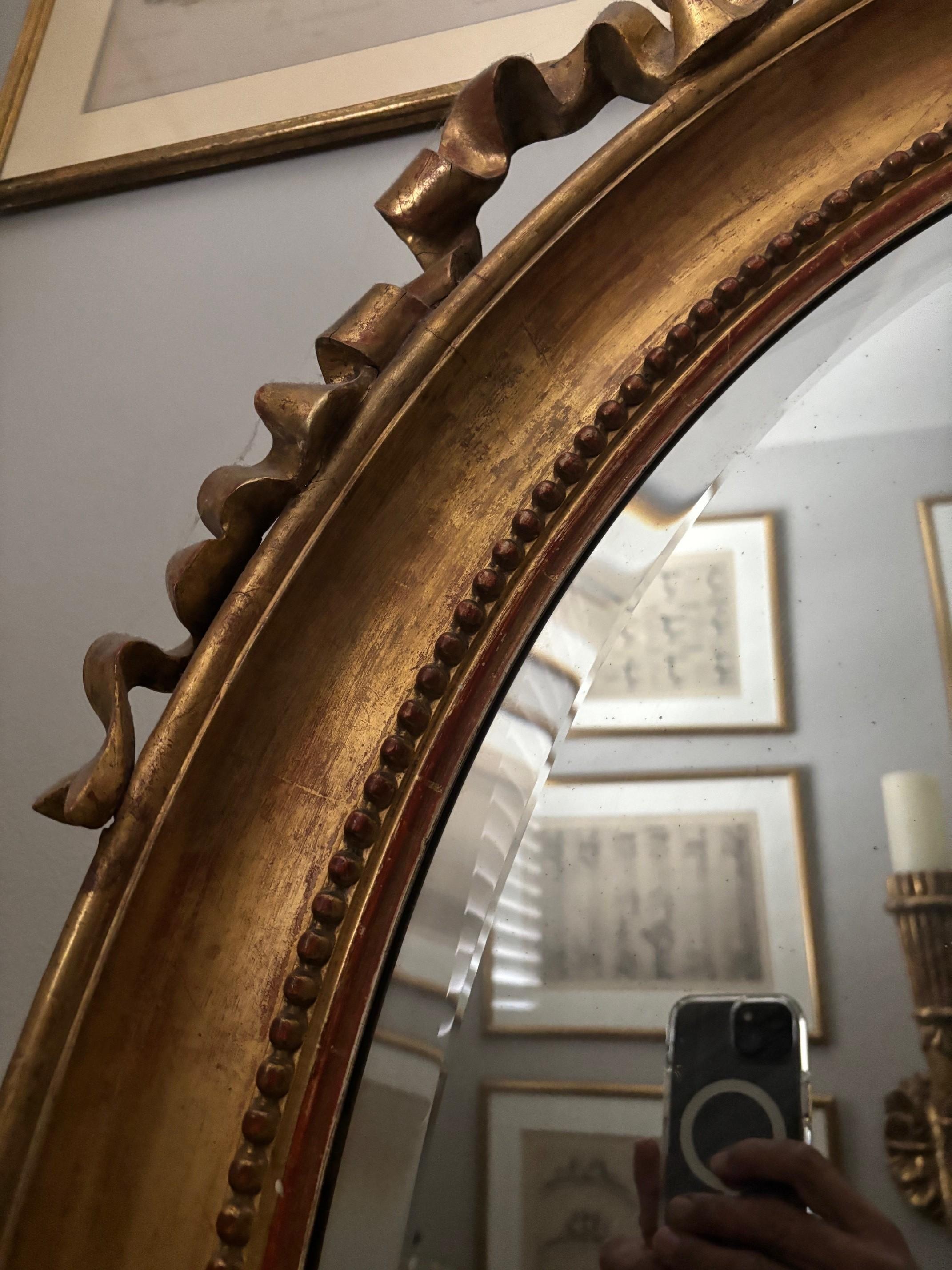 Miroir en bois doré français du 19e siècle en vente 3