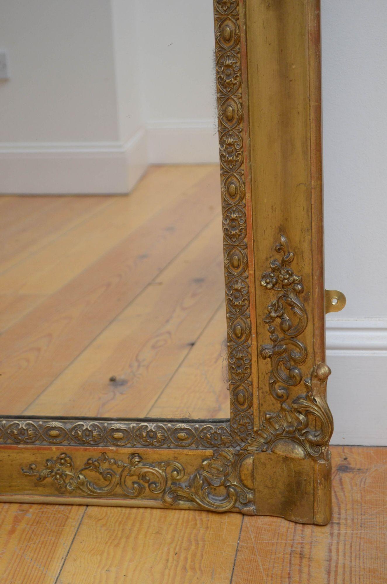 19th Century French Giltwood Mirror For Sale 8