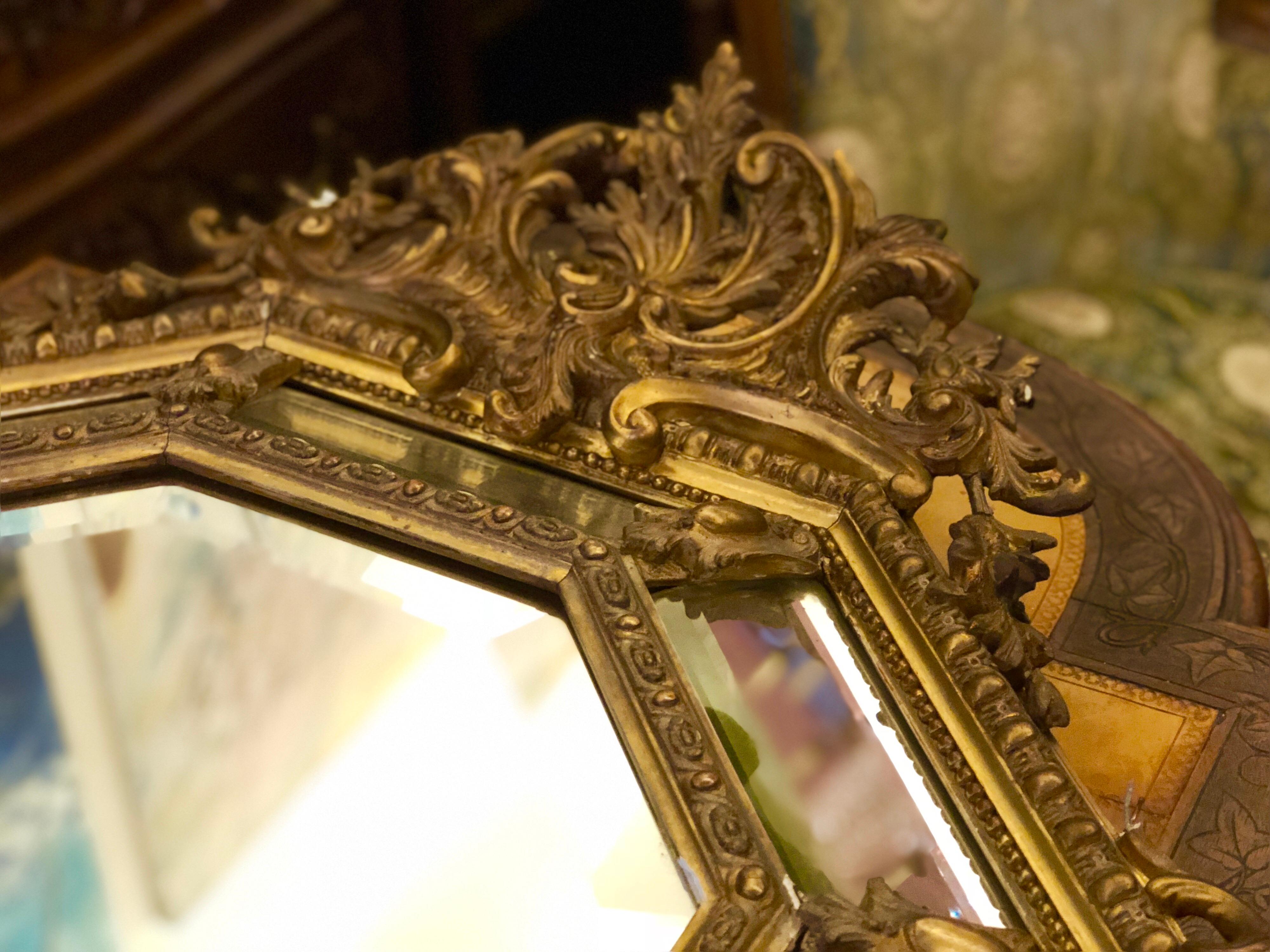 19th Century French Giltwood Octagonal Mirror in Louis XIV Style For Sale 2