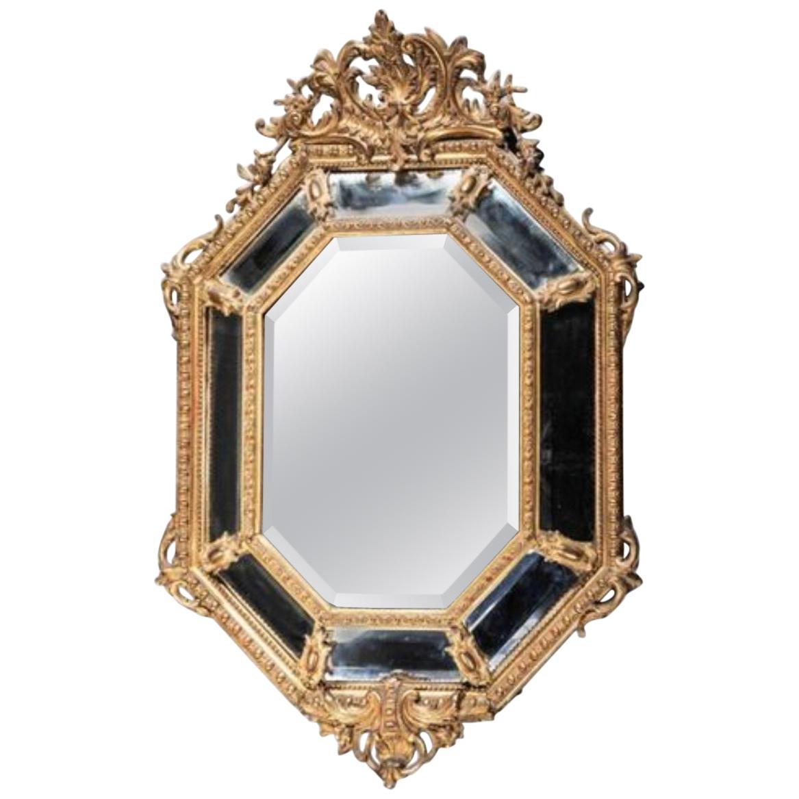 Miroir octogonal français en bois doré du 19ème siècle de style Louis XIV