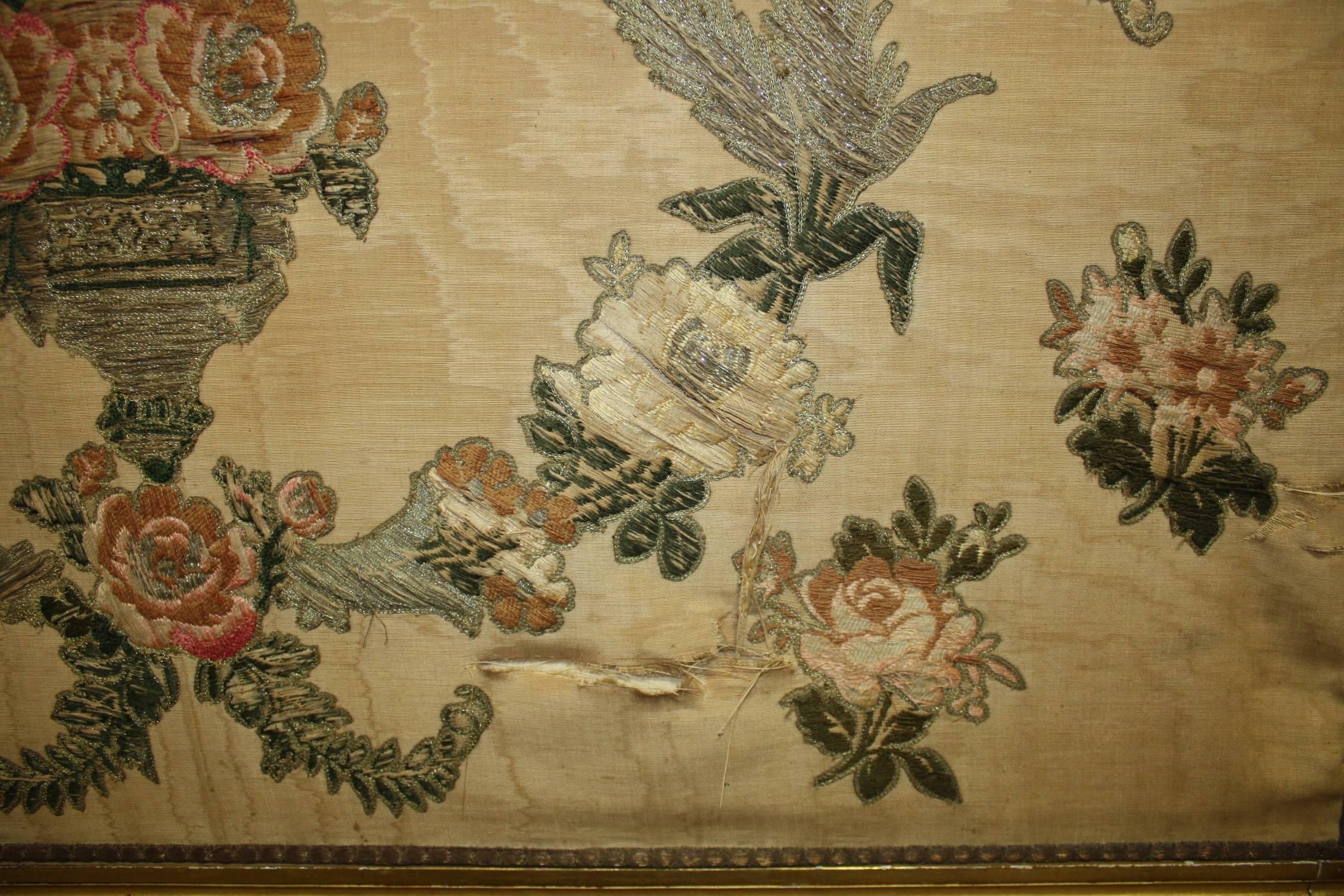 Paravento francese in legno dorato del XIX secolo In condizioni buone in vendita a Stockbridge, GA
