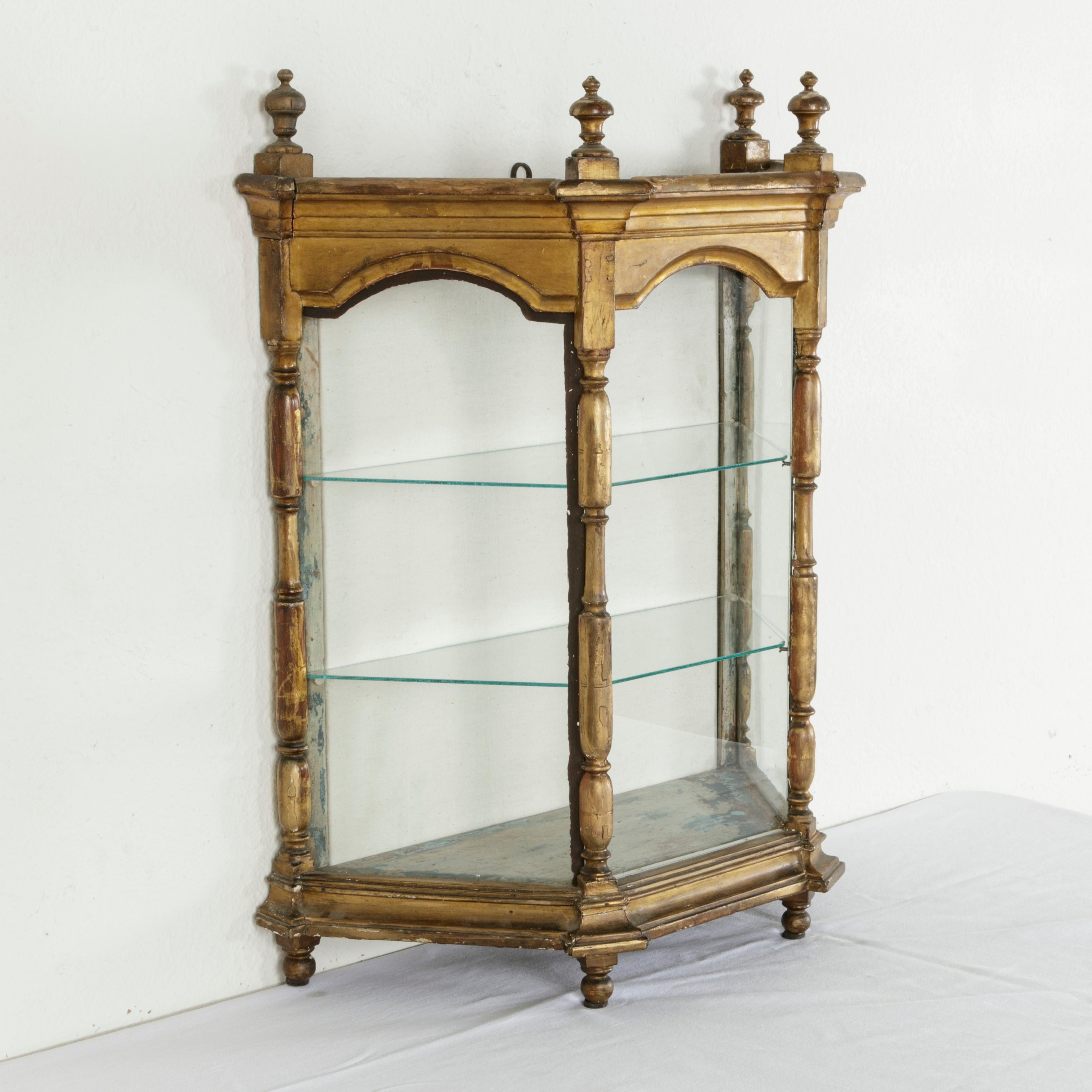 19th Century French Giltwood Tabletop Vitrine, Niche or Display Case 5